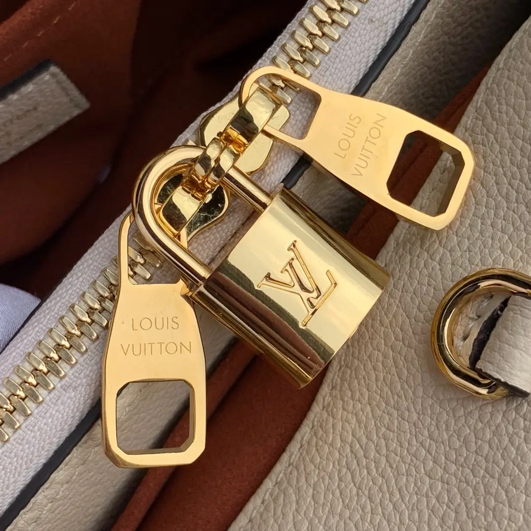 Louis Vuitton Montaigne Handbags 