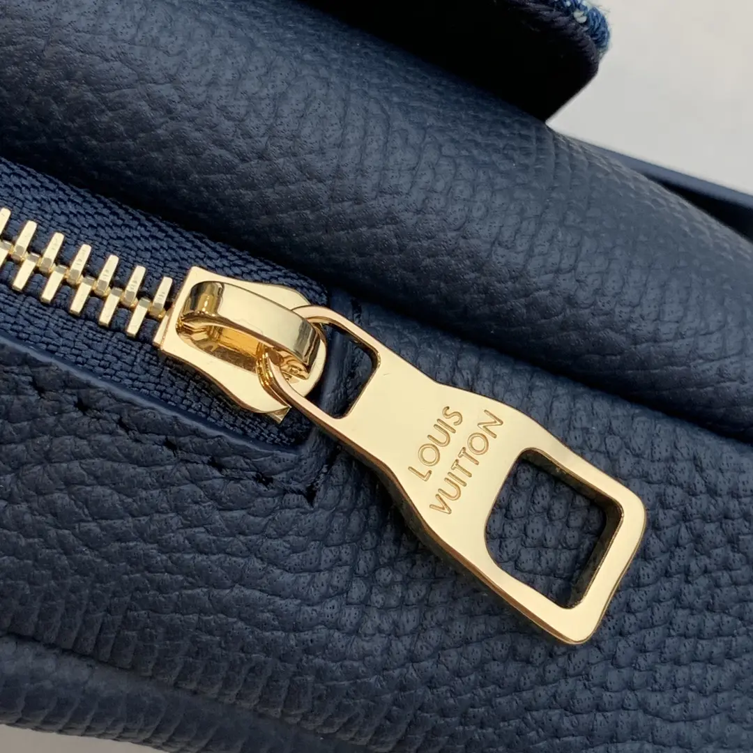 Louis Vuitton Mobile phone bag Handbags 