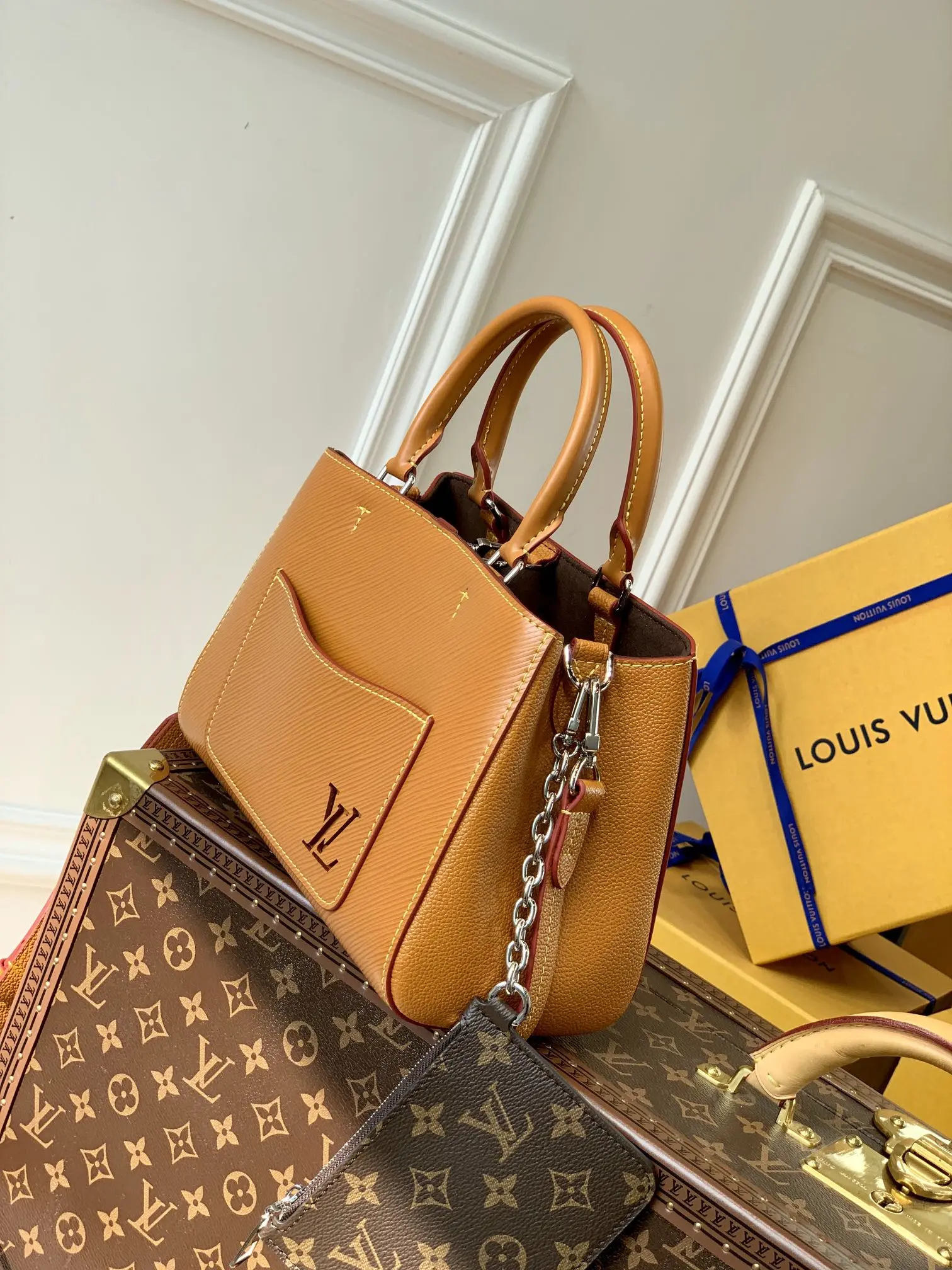 Louis Vuitton Marelle Tote BB Handbags 