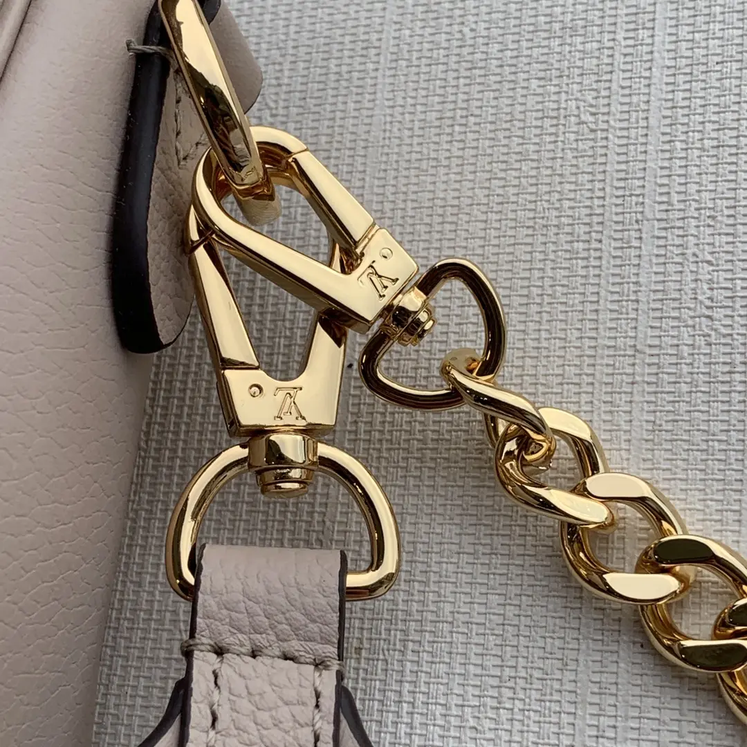 Louis Vuitton Lockme Tender Handbags 