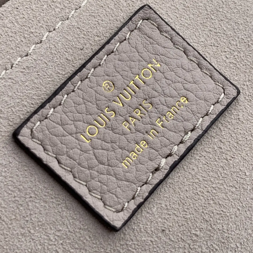 Louis Vuitton Lockme Tender Handbags 