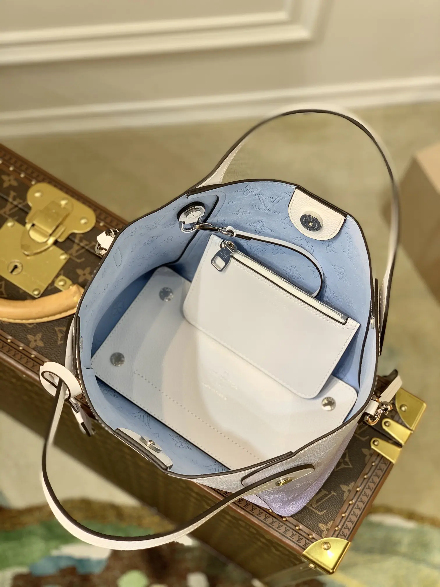 Louis Vuitton Hina Handbags 