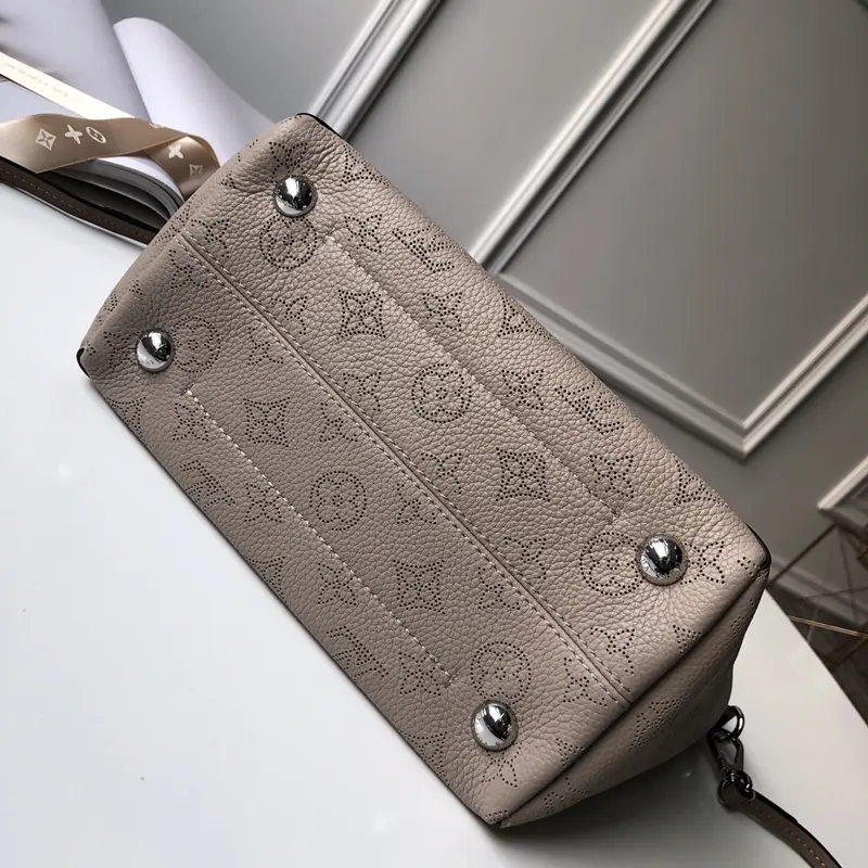 Louis Vuitton Hina Handbags 