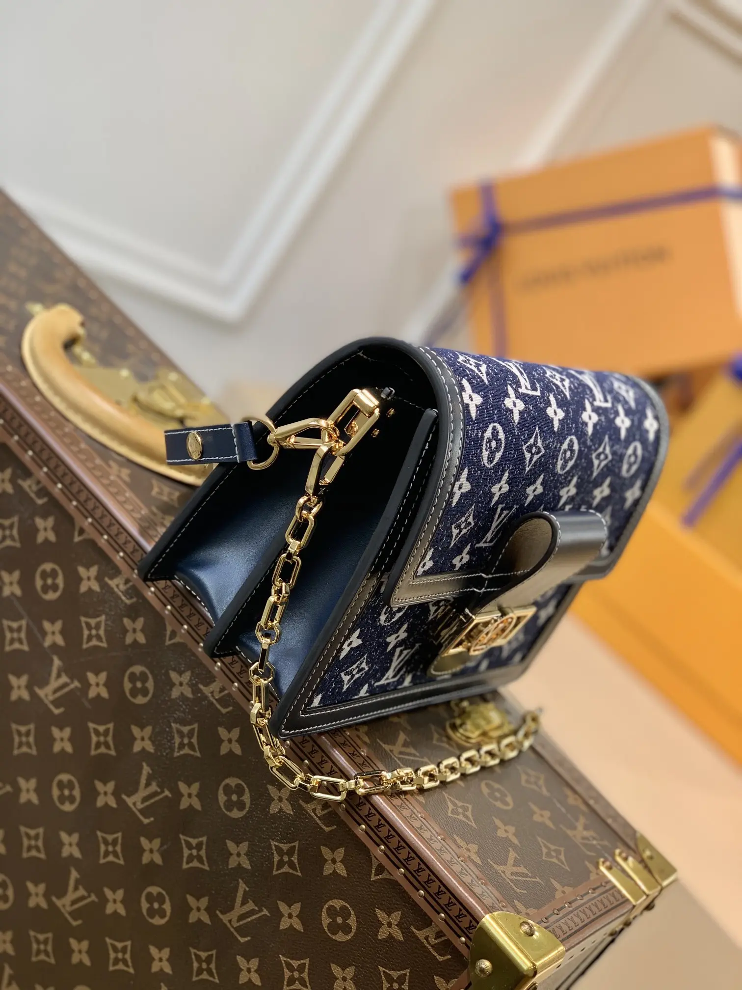 Louis Vuitton Dauphine Handbags 