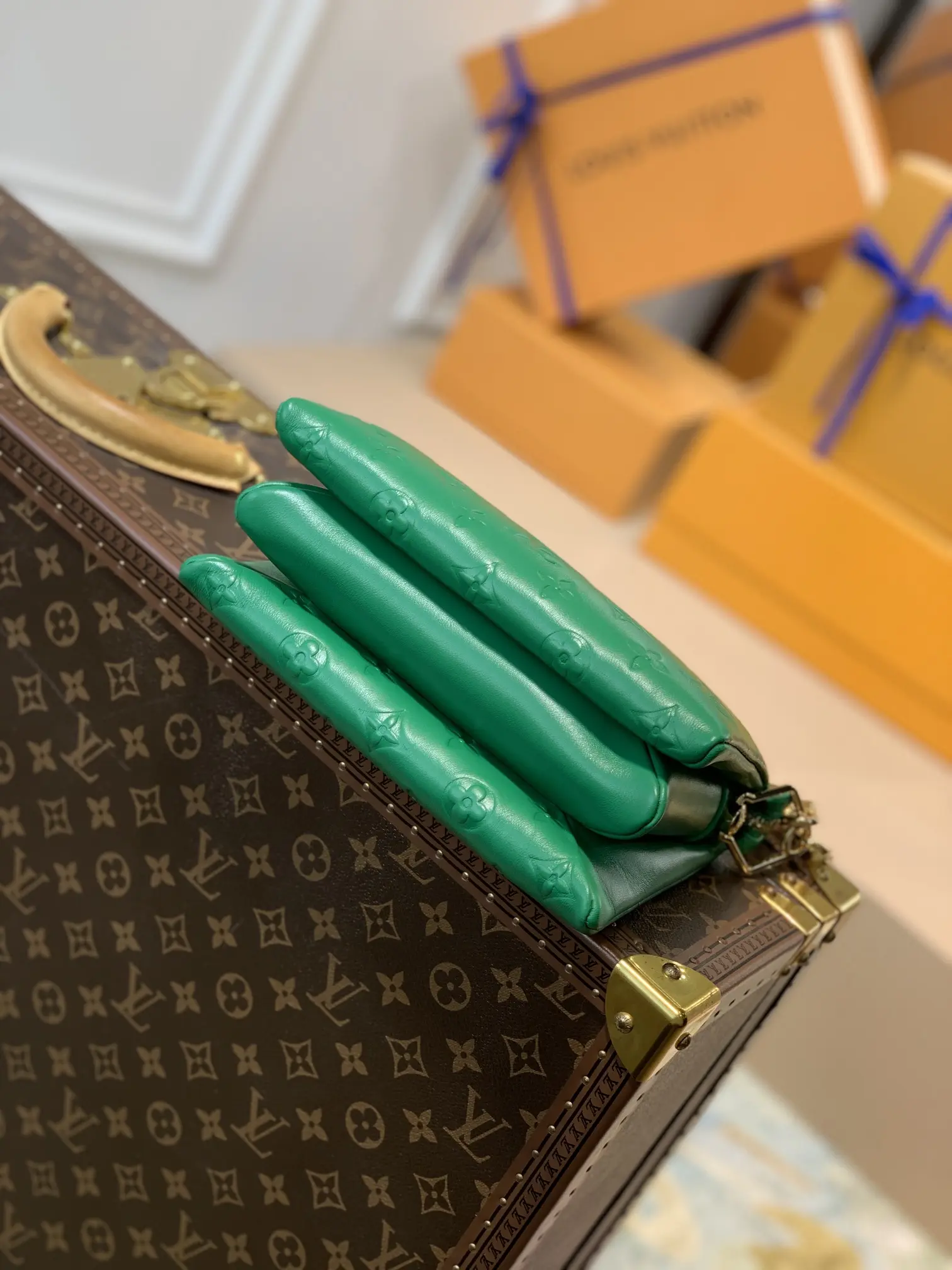 Louis Vuitton Coussin BB Handbags 