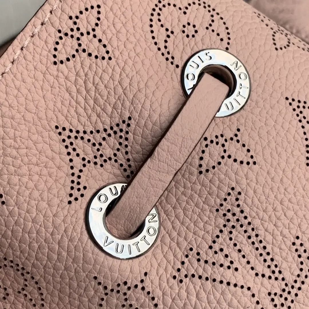 Louis Vuitton Bella Handbags 