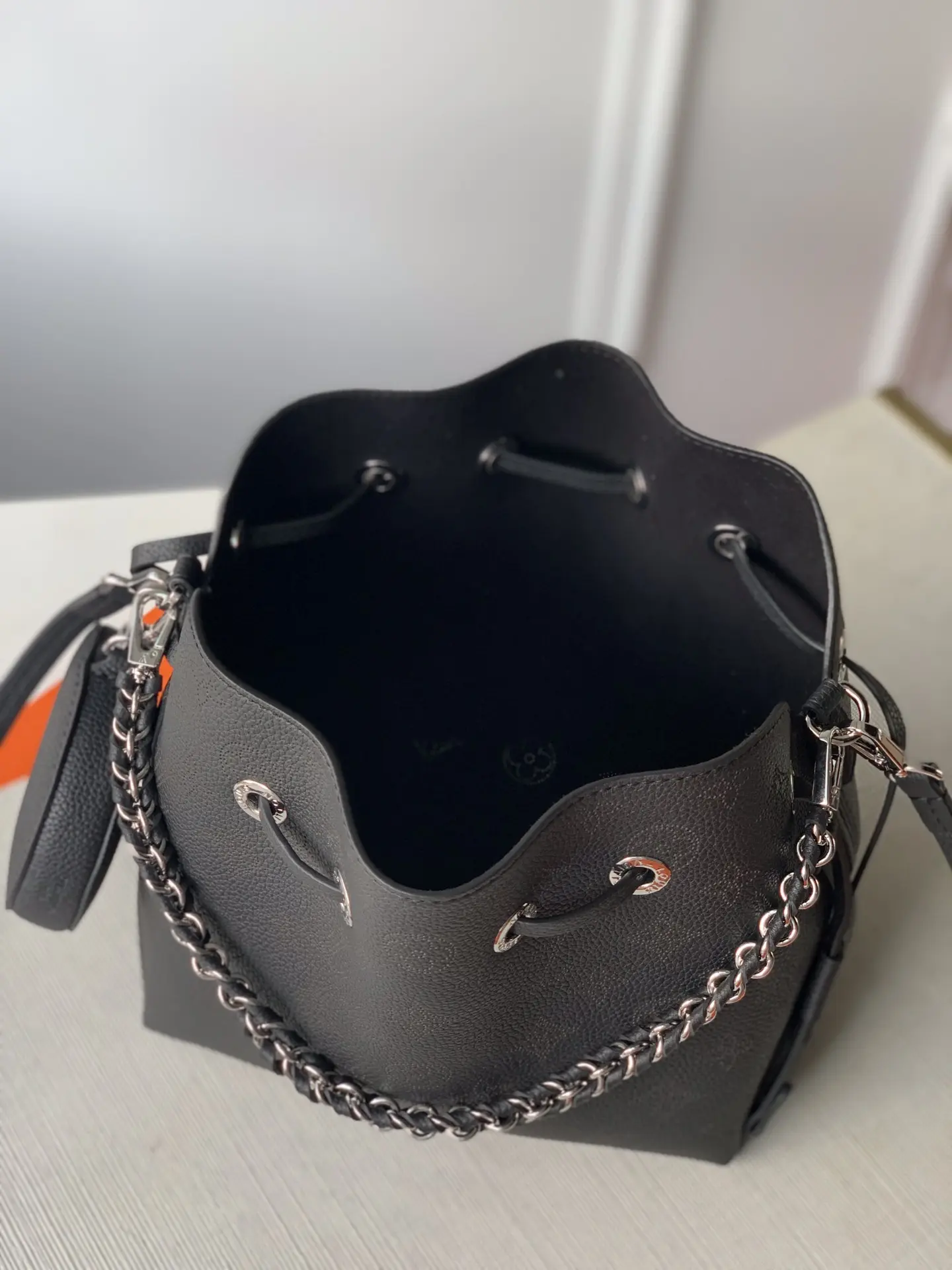 Louis Vuitton Bella Handbags 