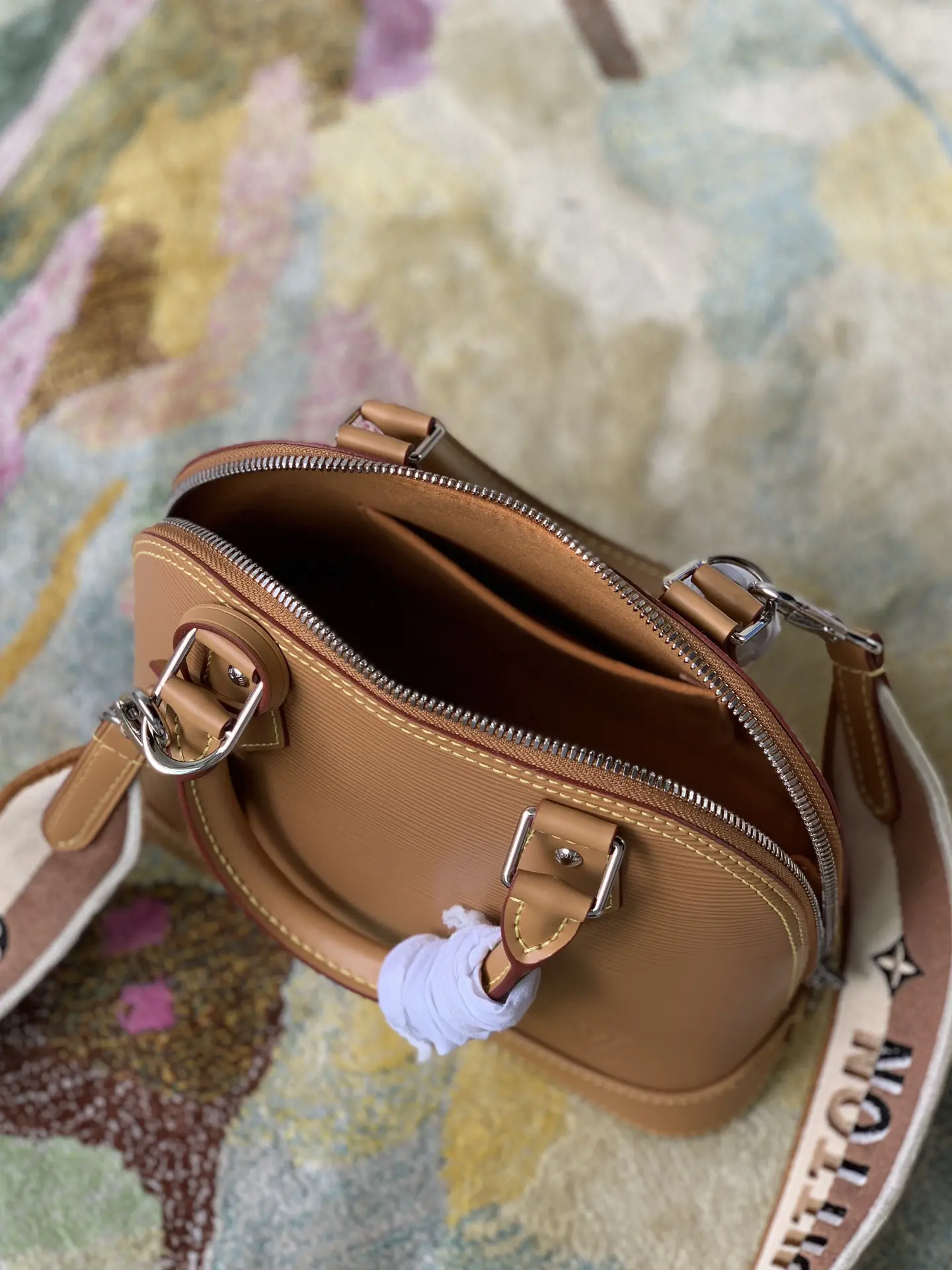 Louis Vuitton Alma BB Handbags 