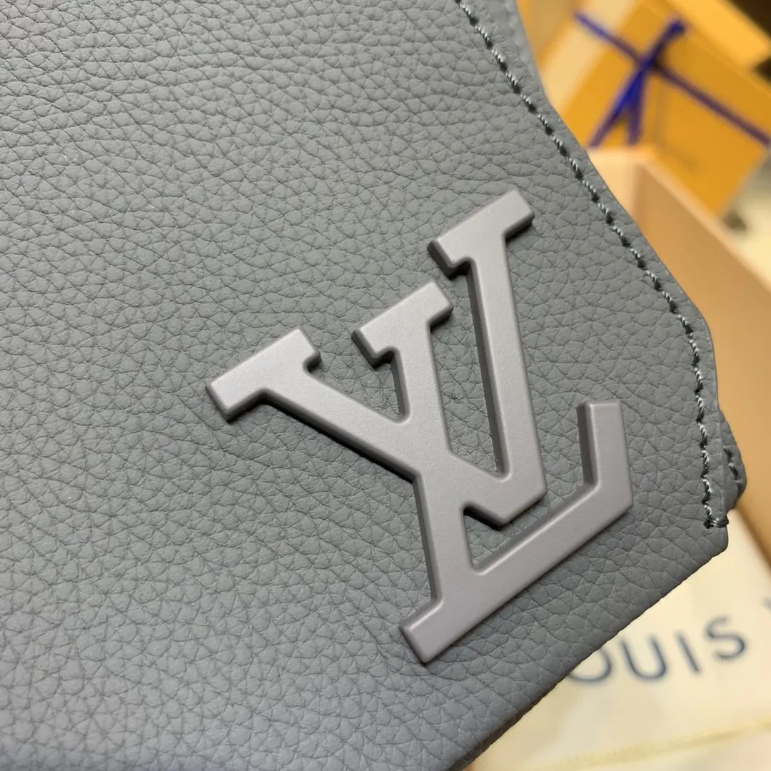 Louis Vuitton Aerogram Handbags 