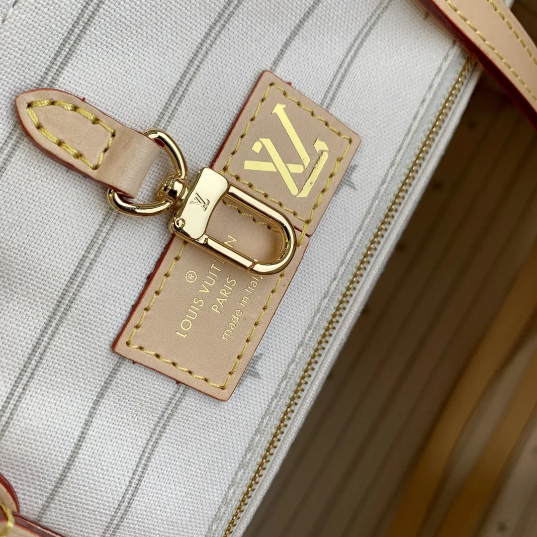 Louis Vuitton 2022 OnTheGo Handbags M20815