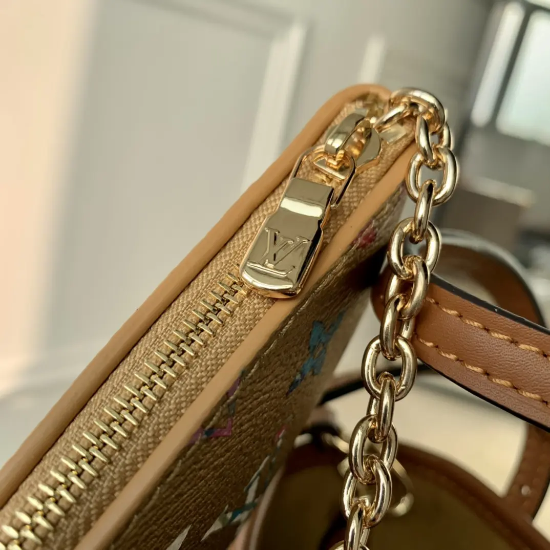 Louis Vuitton 2022 new sling bag