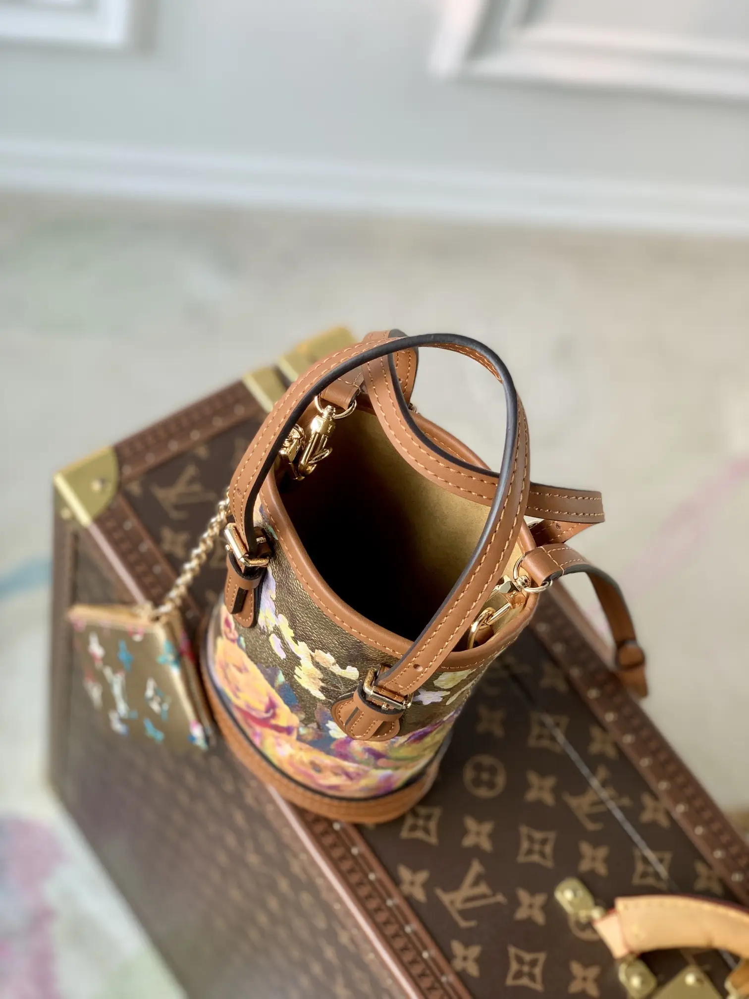 Louis Vuitton 2022 new sling bag