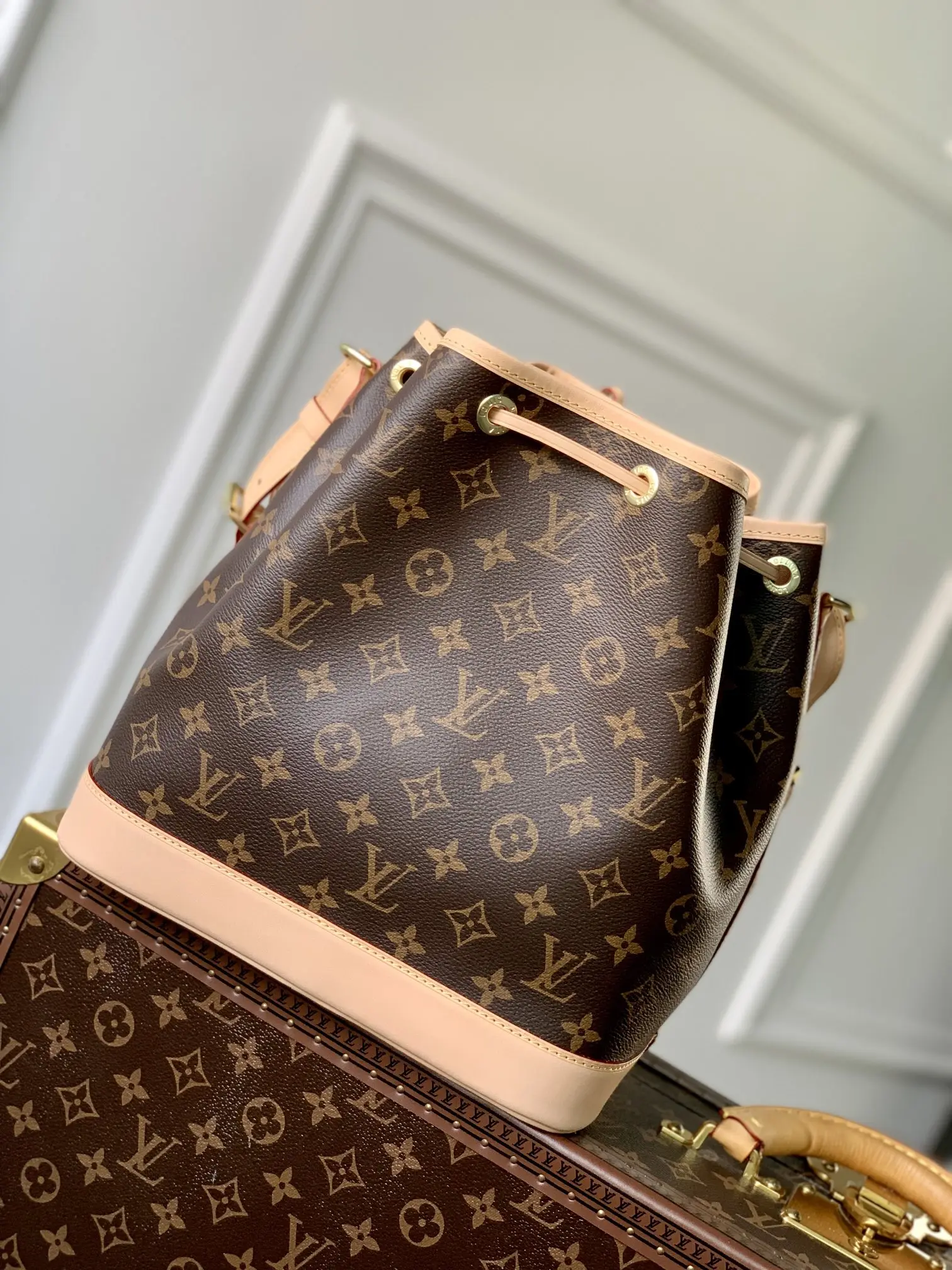 Louis Vuitton 2022 new sling bag