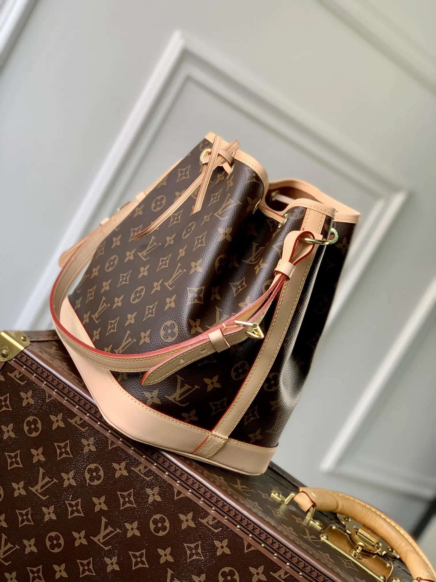 Louis Vuitton 2022 new sling bag