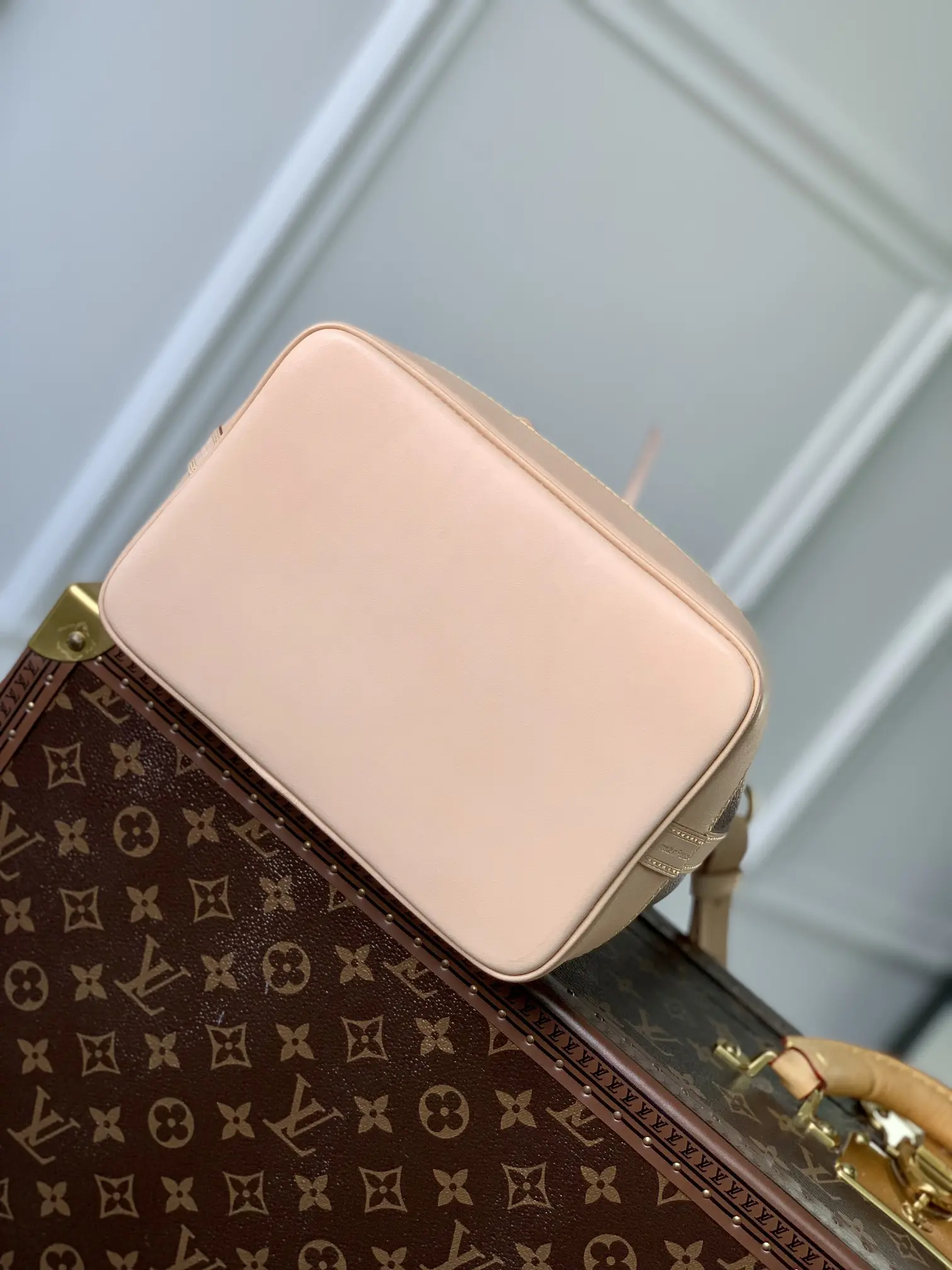 Louis Vuitton 2022 new sling bag