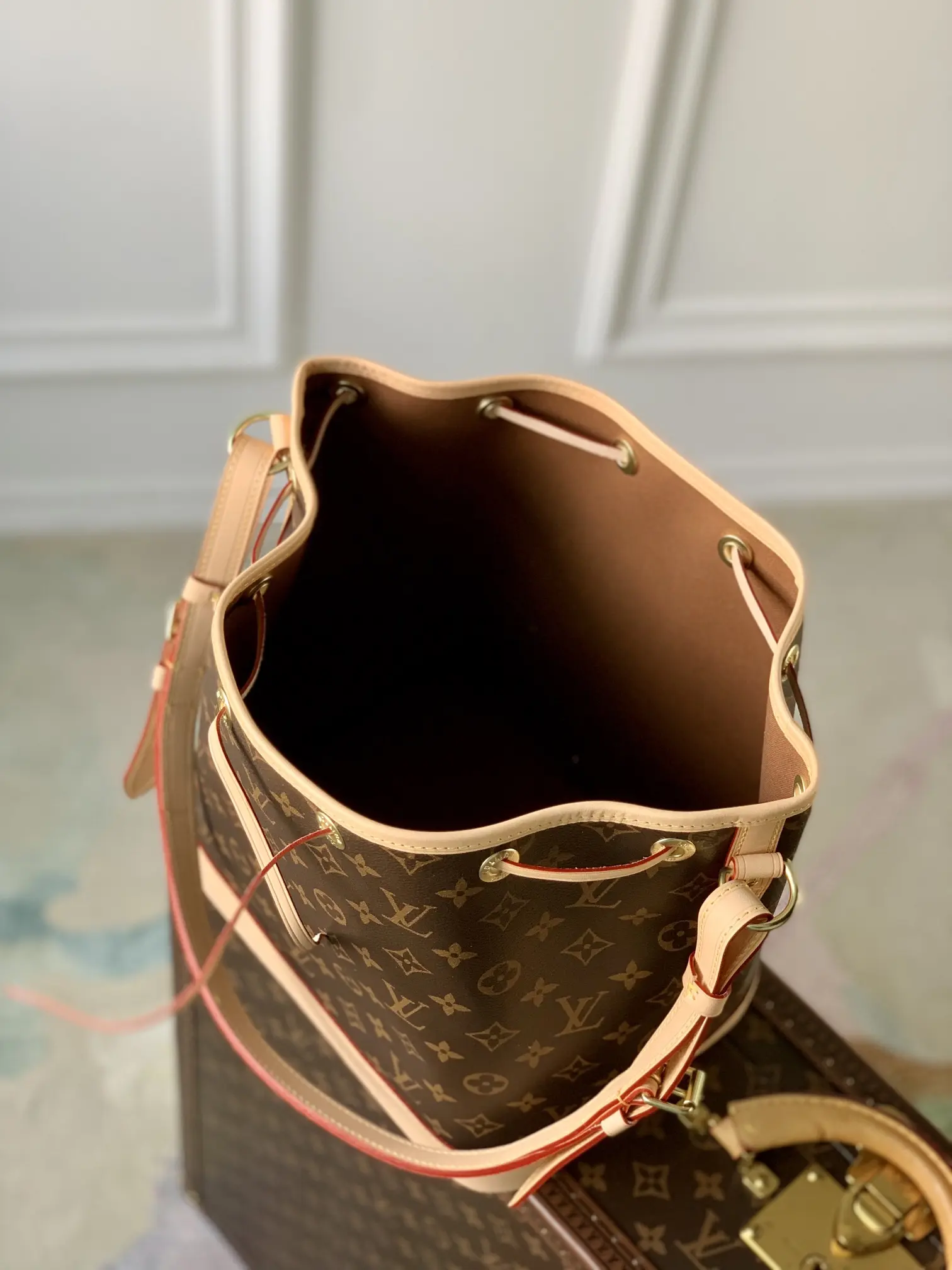 Louis Vuitton 2022 new sling bag