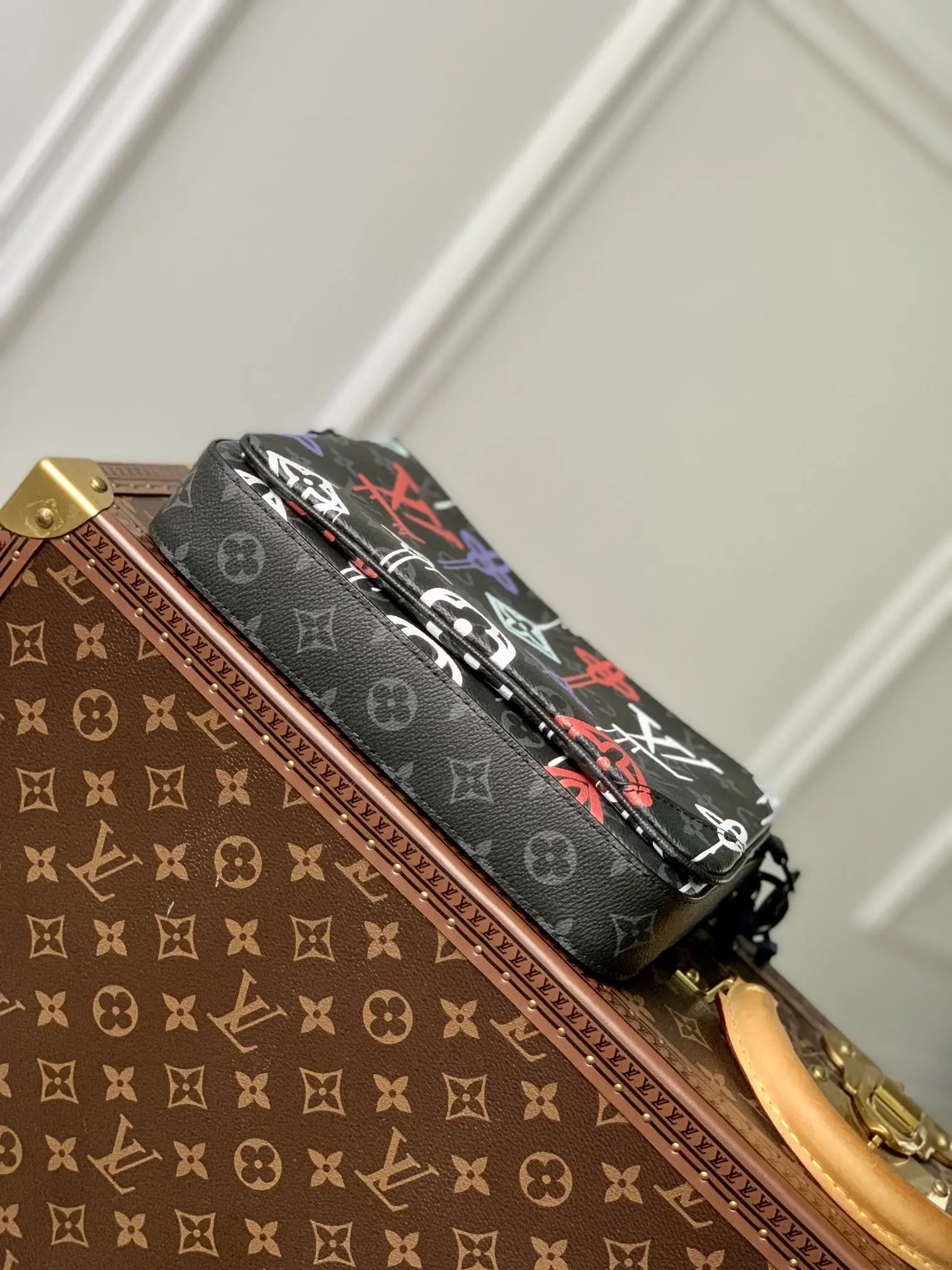 Louis Vuitton 2022 new sling bag