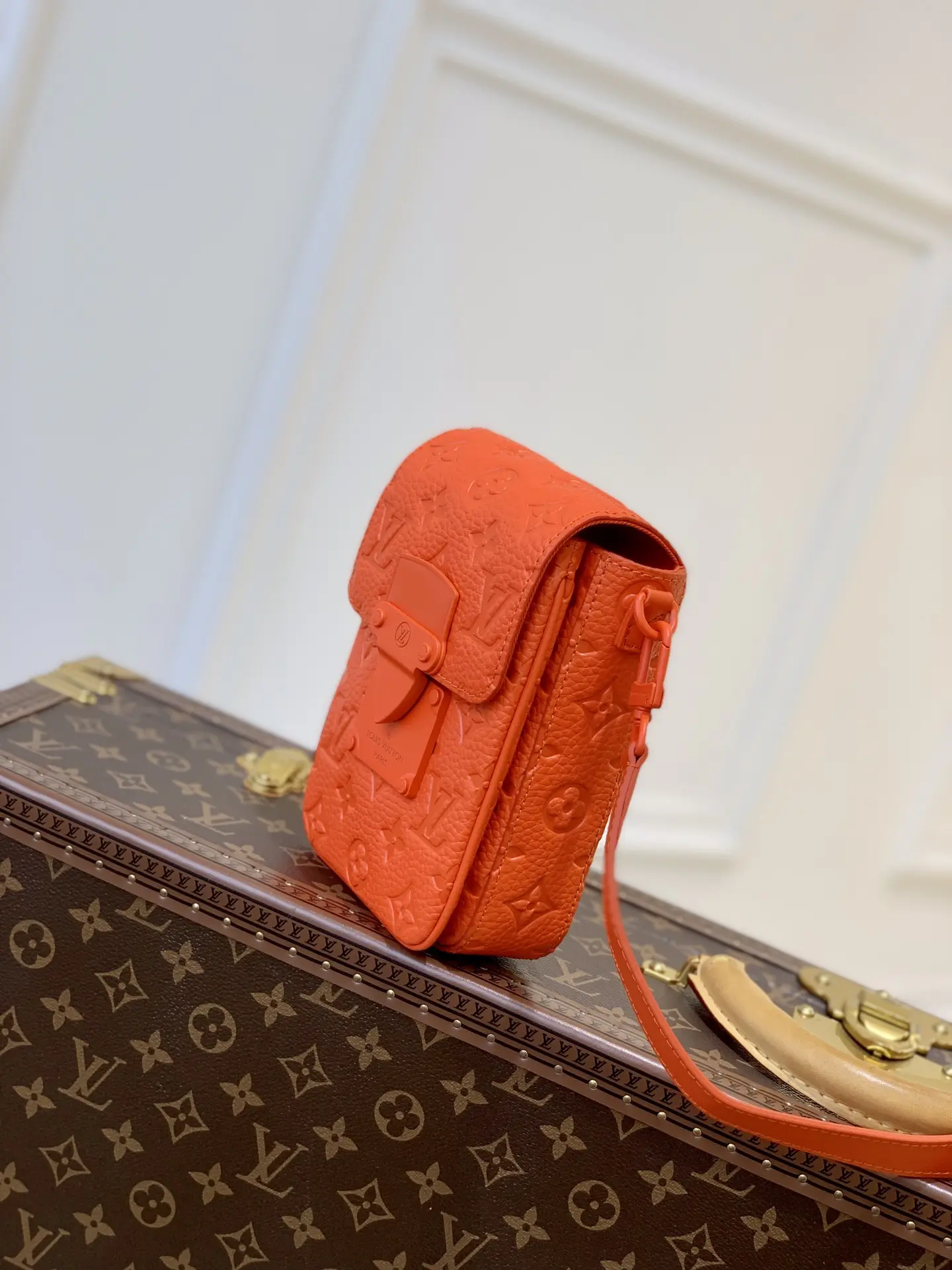 Louis Vuitton 2022 new fashion Small Bags M81525