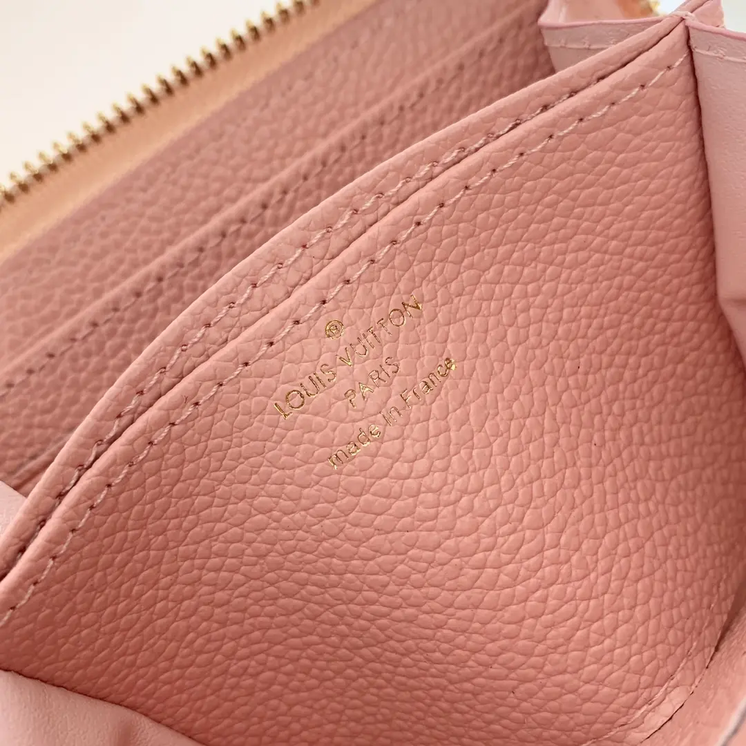 Louis Vuitton 2022 new fashion Small Bags M81467