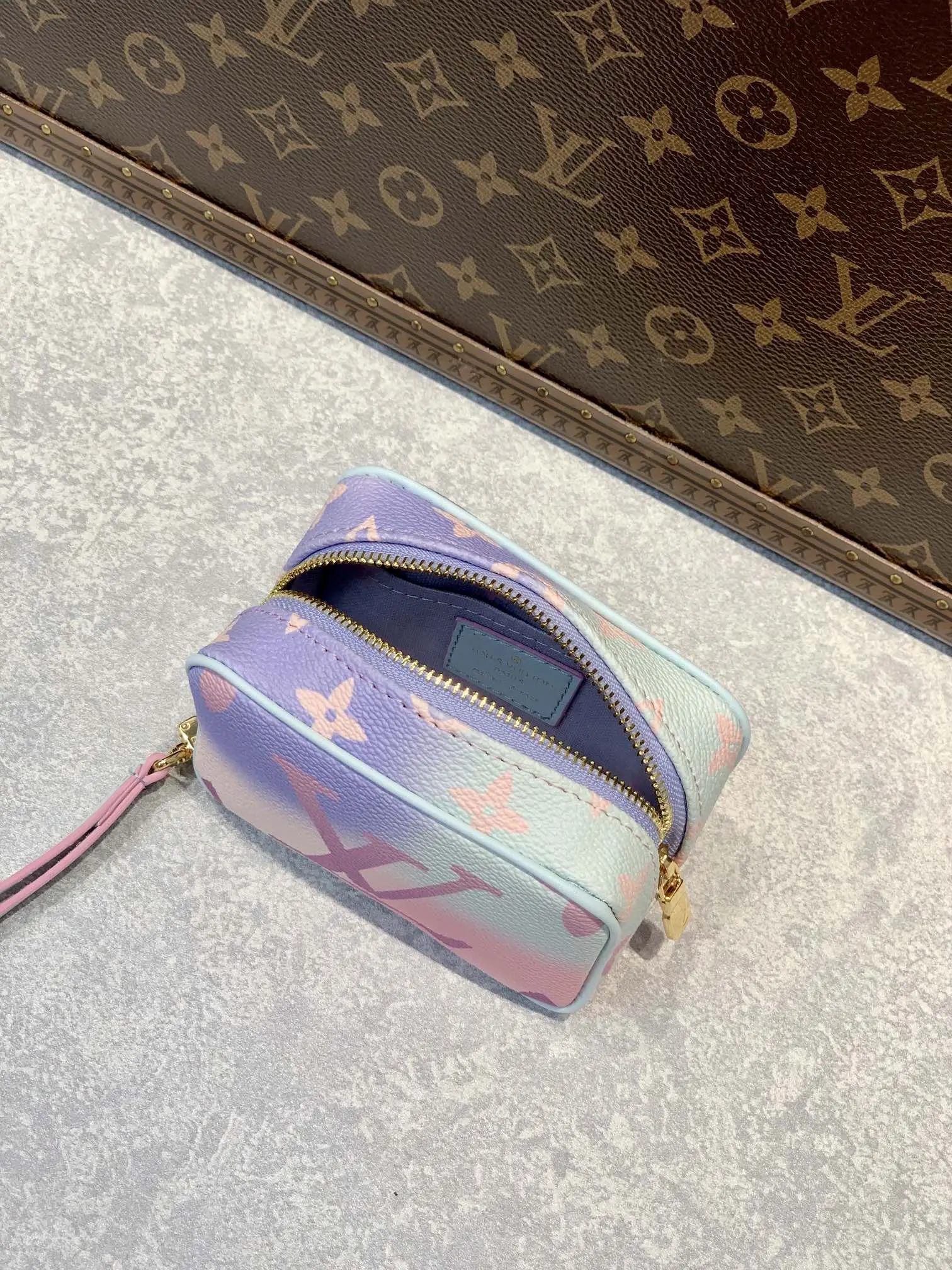 Louis Vuitton 2022 new fashion Small Bags M81339