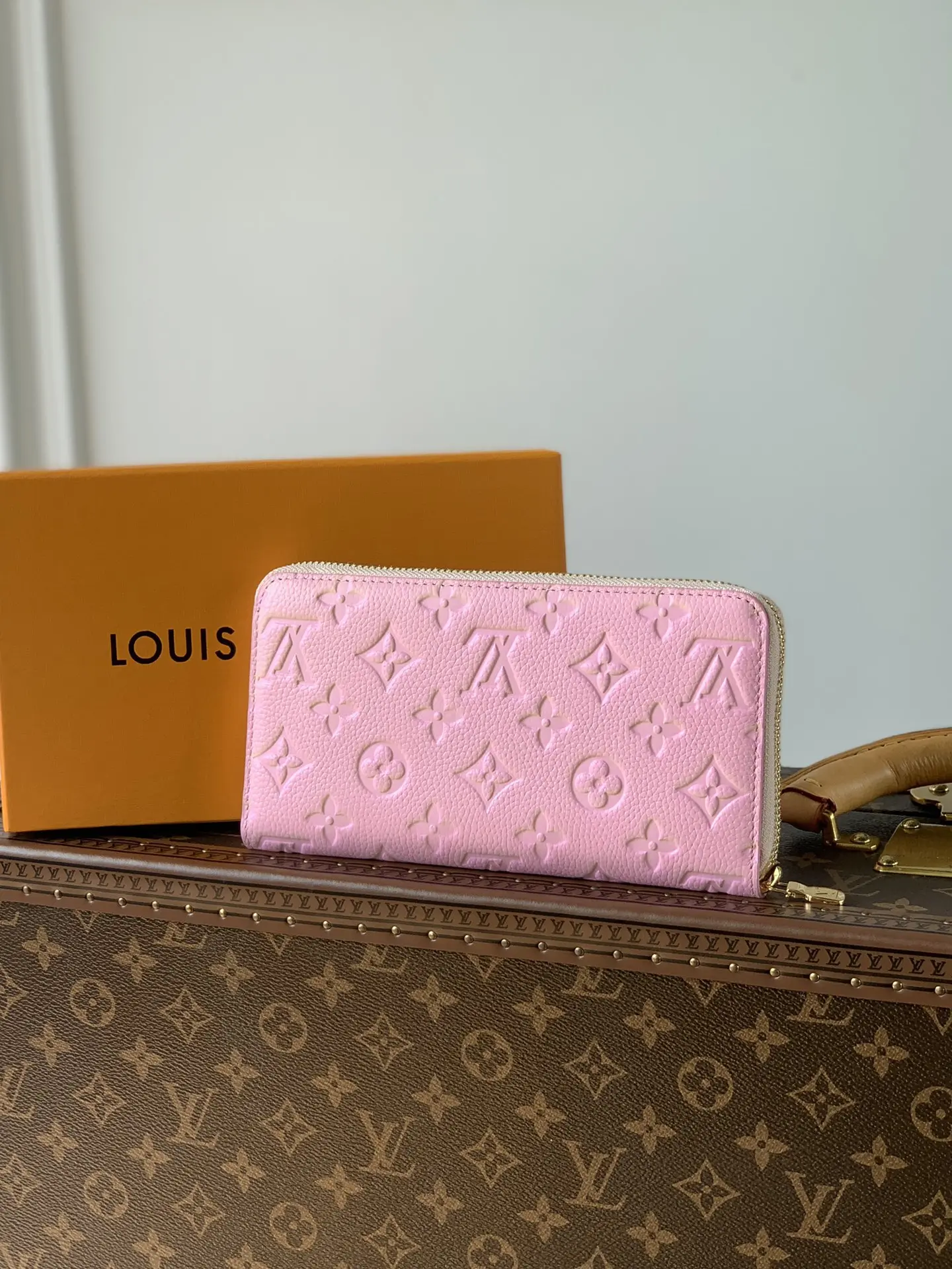 Louis Vuitton 2022 new fashion Small Bags M81299