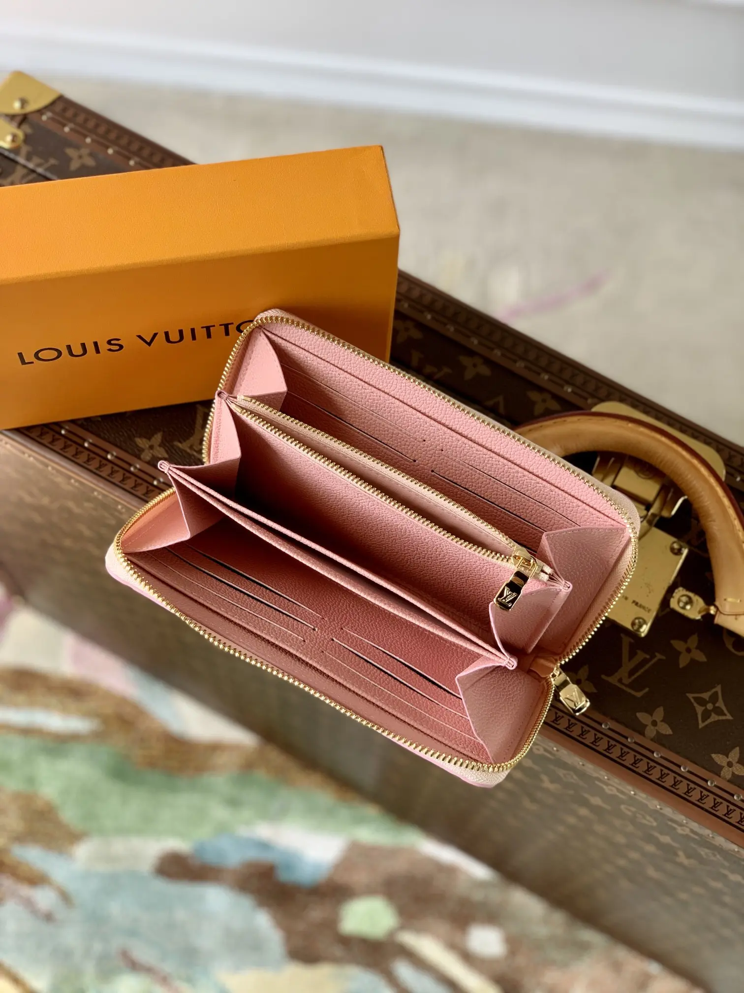 Louis Vuitton 2022 new fashion Small Bags M81299