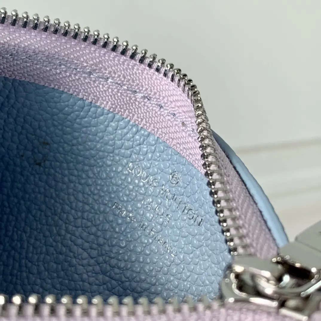 Louis Vuitton 2022 new fashion Small Bags M81296