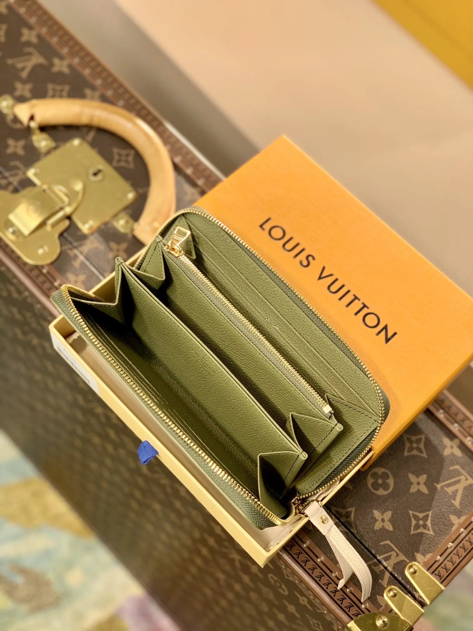 Louis Vuitton 2022 new fashion Small Bags M81280