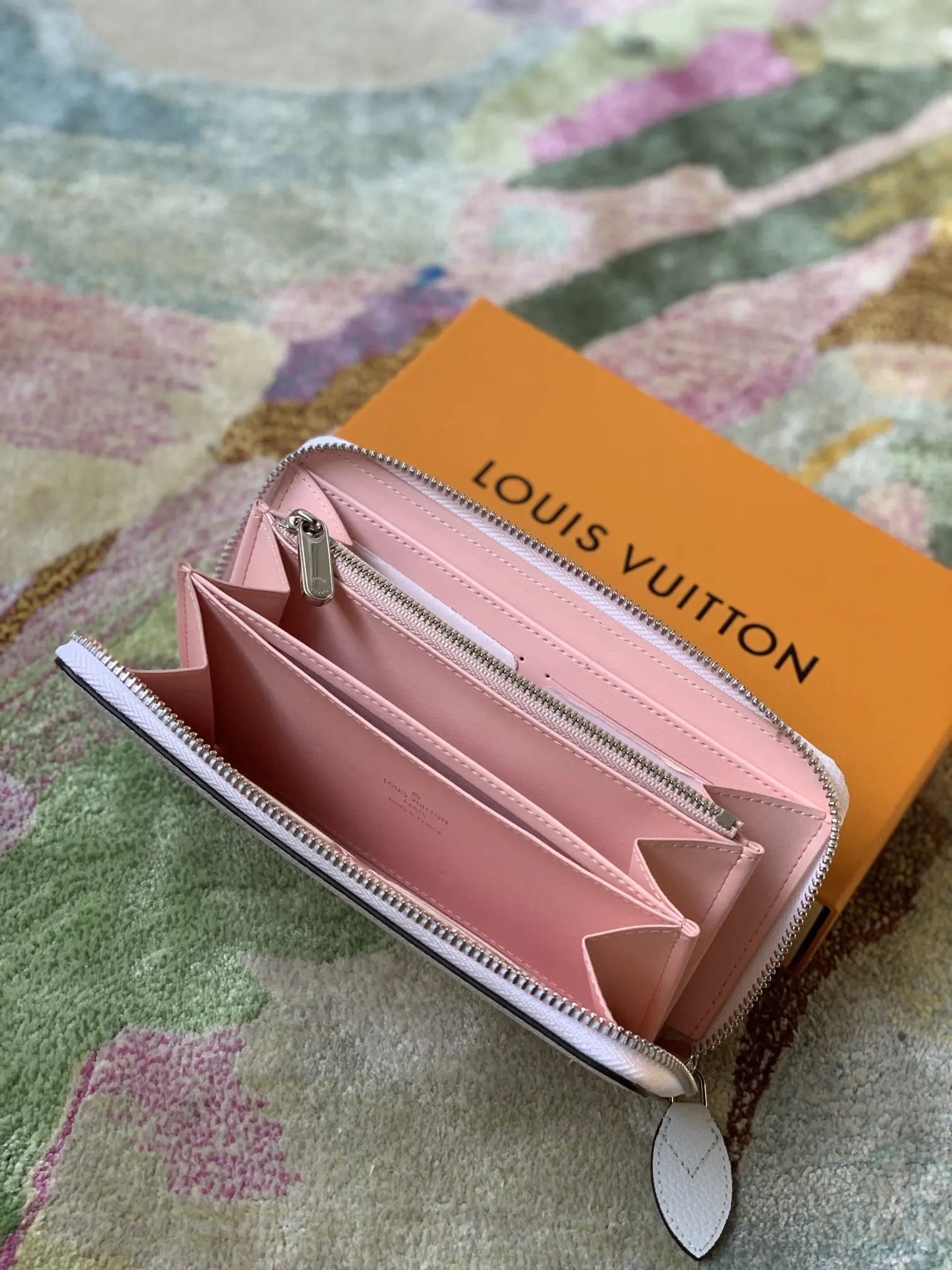 Louis Vuitton 2022 new fashion Small Bags M80490