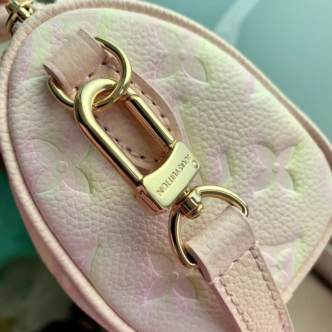 Louis Vuitton 2022 new fashion Handbags M81508