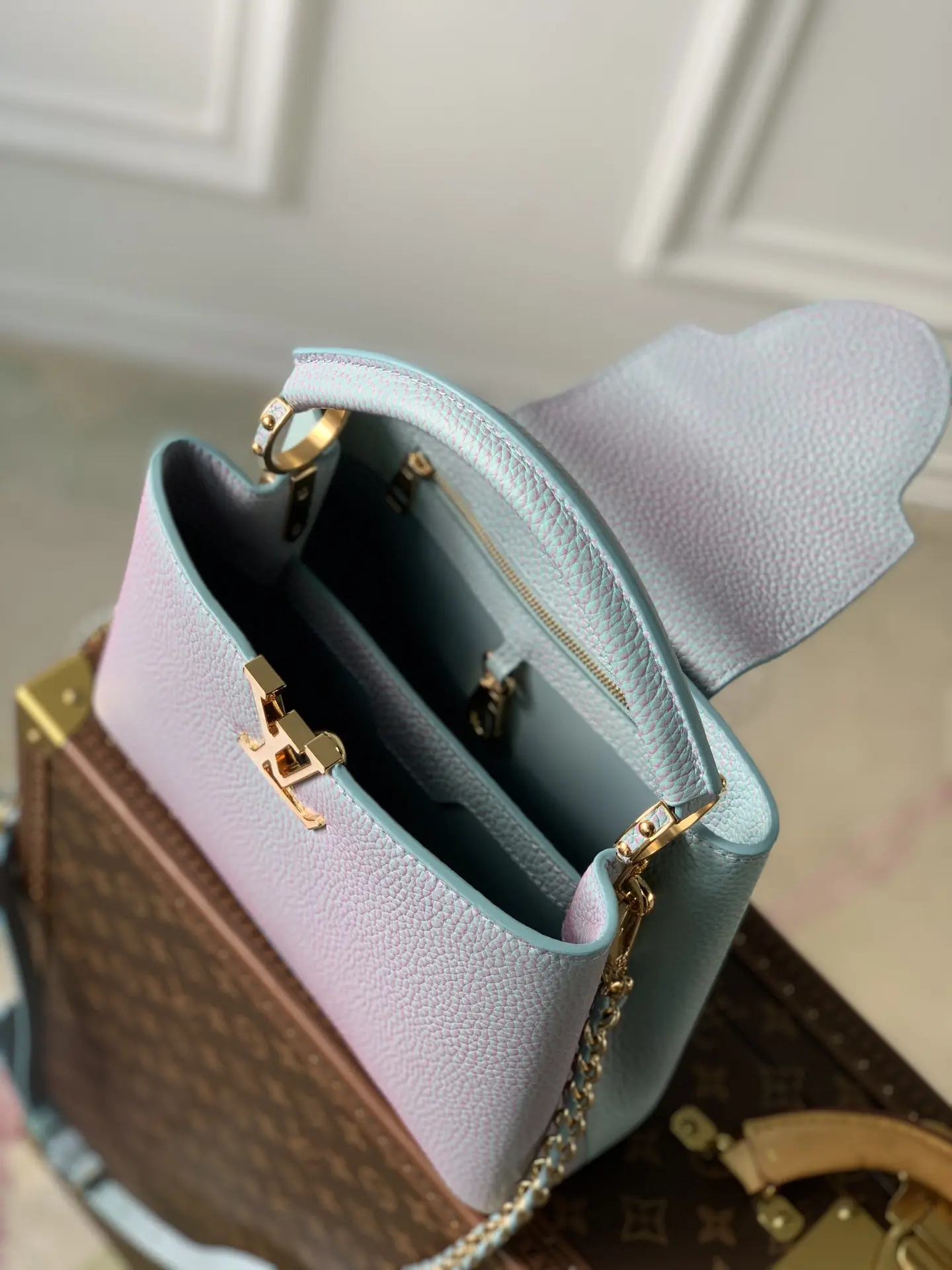 Louis Vuitton 2022 new fashion Handbags M59868