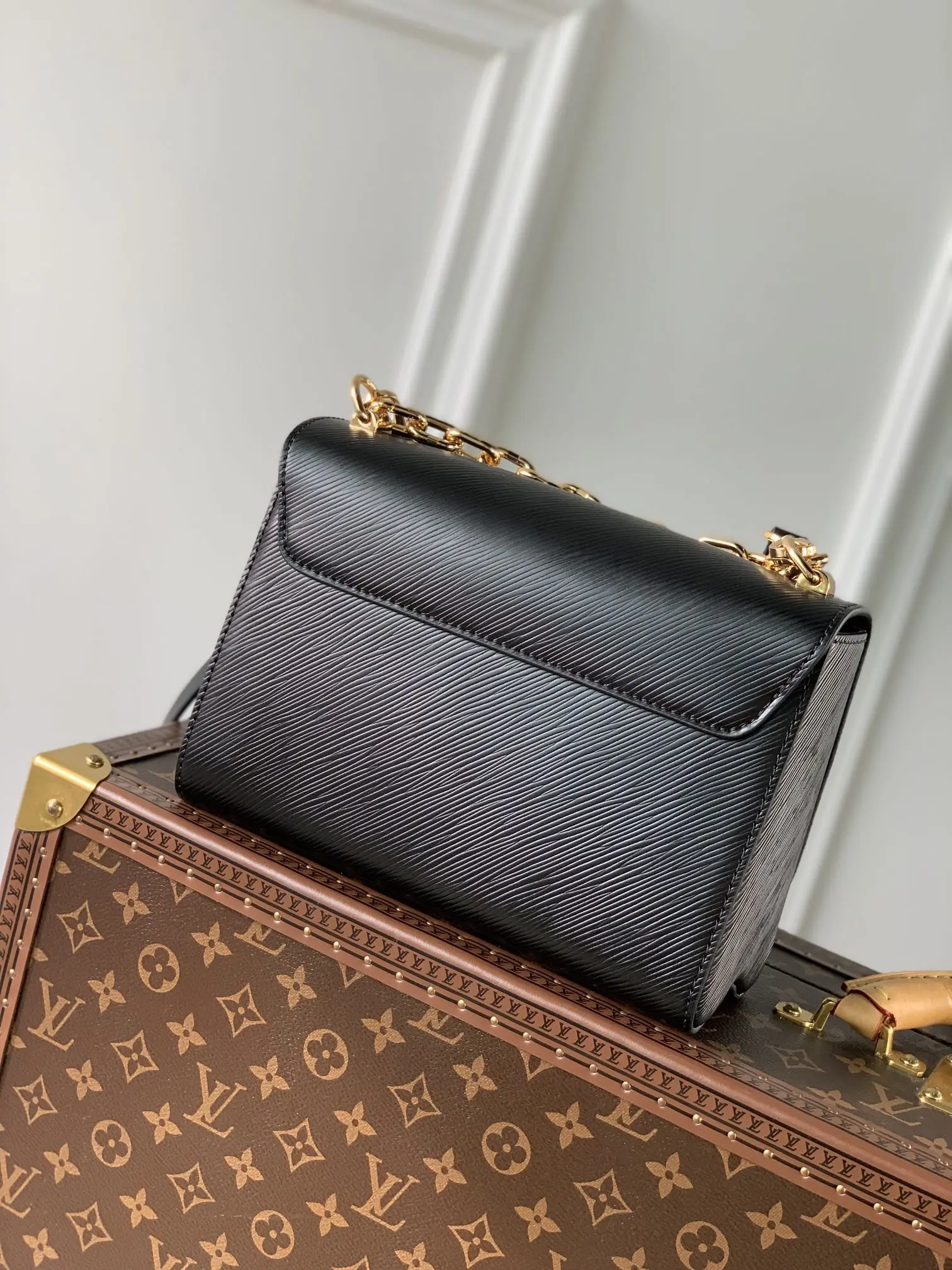 Louis Vuitton 2022 new fashion Handbags M59033