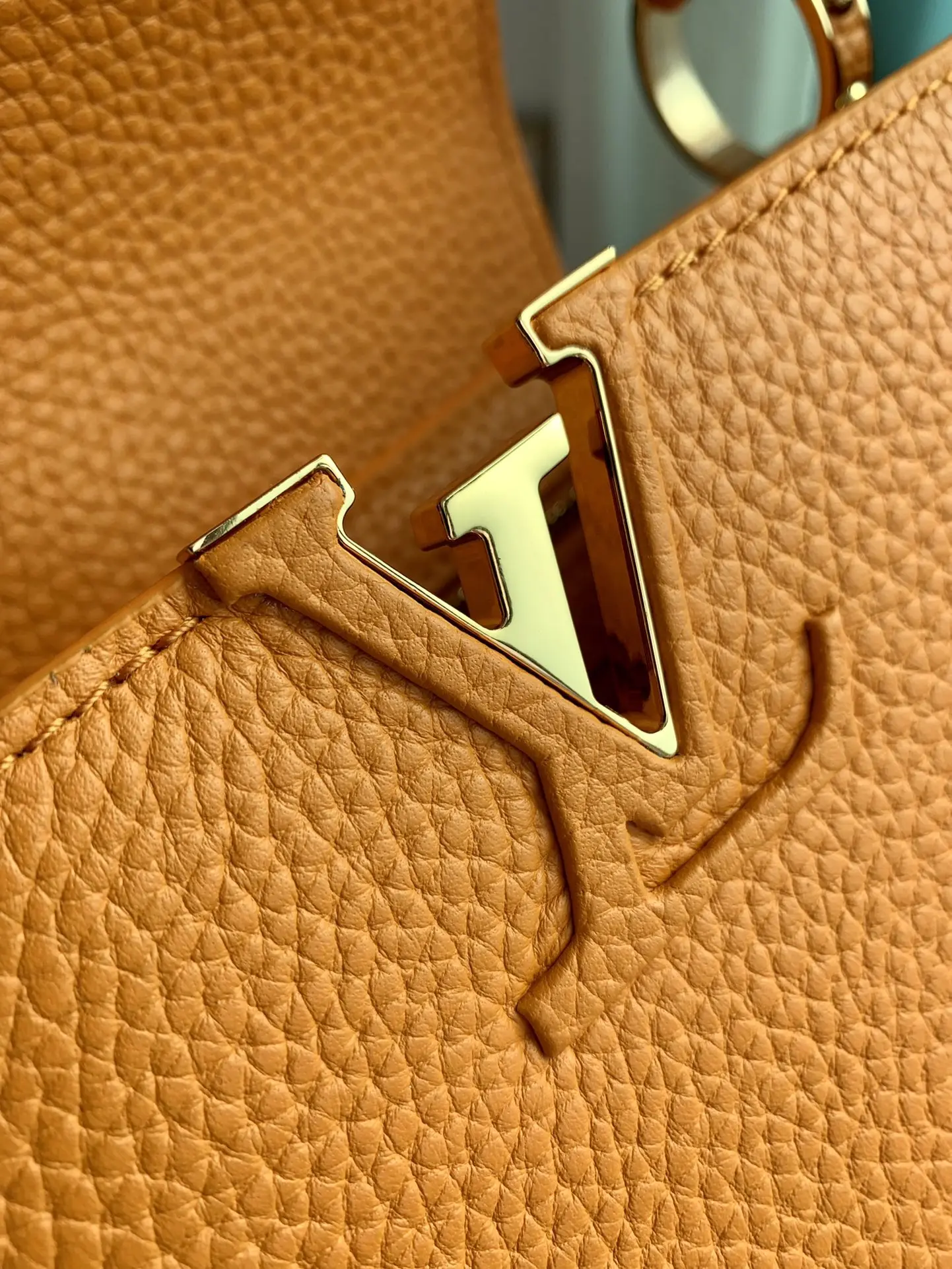 Louis Vuitton 2022 new fashion Handbags M57909