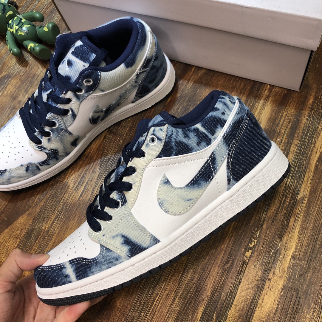 Nike Air Jordan 1 Low Sneaker