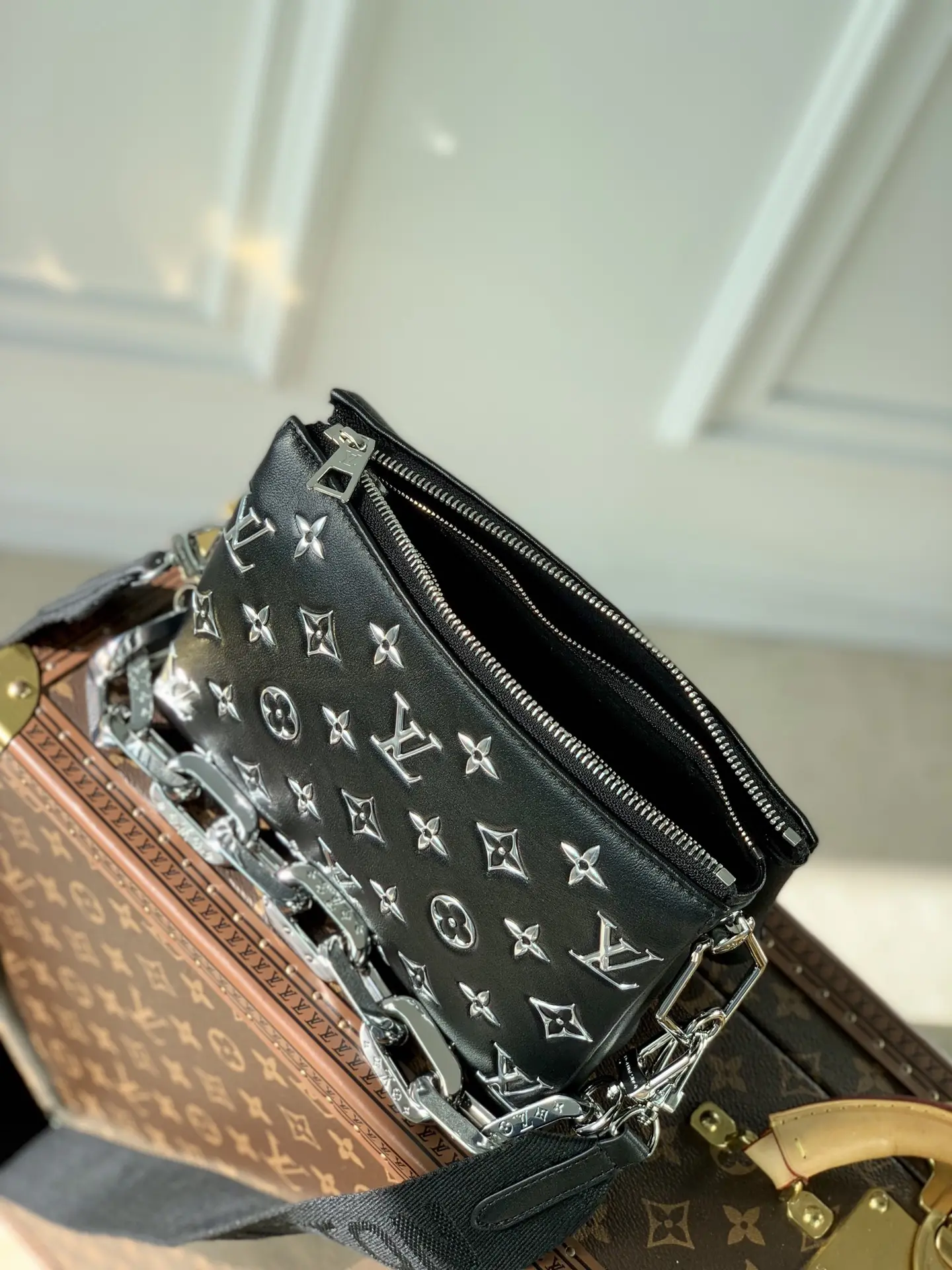 Louis Vuitton 2022 new fashion Handbags M57654