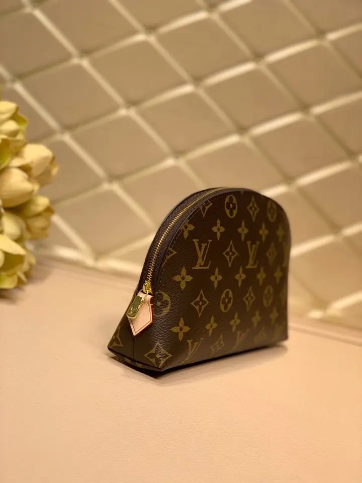 Louis Vuitton 2022 new fashion Handbags M47353