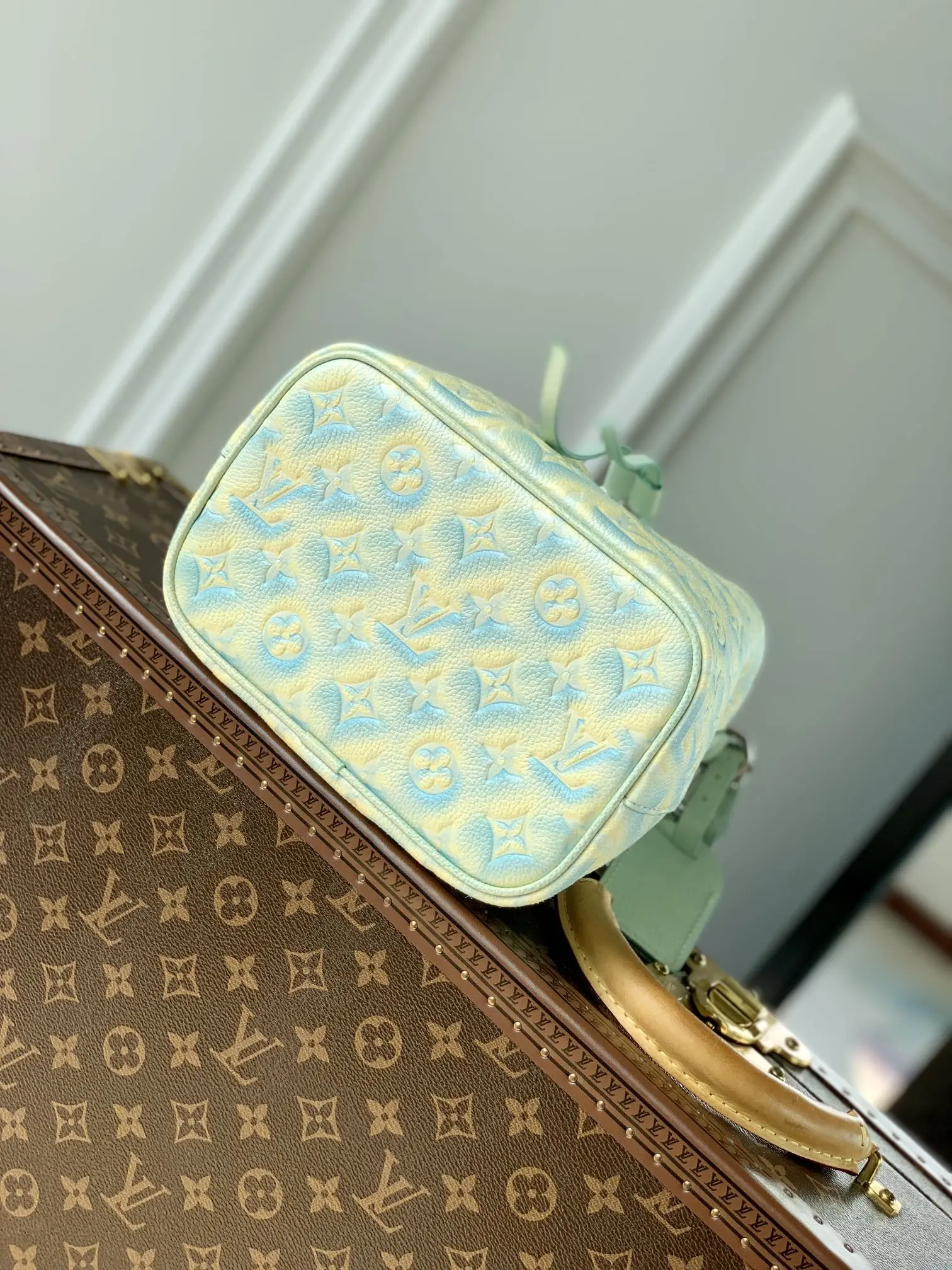 Louis Vuitton 2022 new fashion Handbags M46269