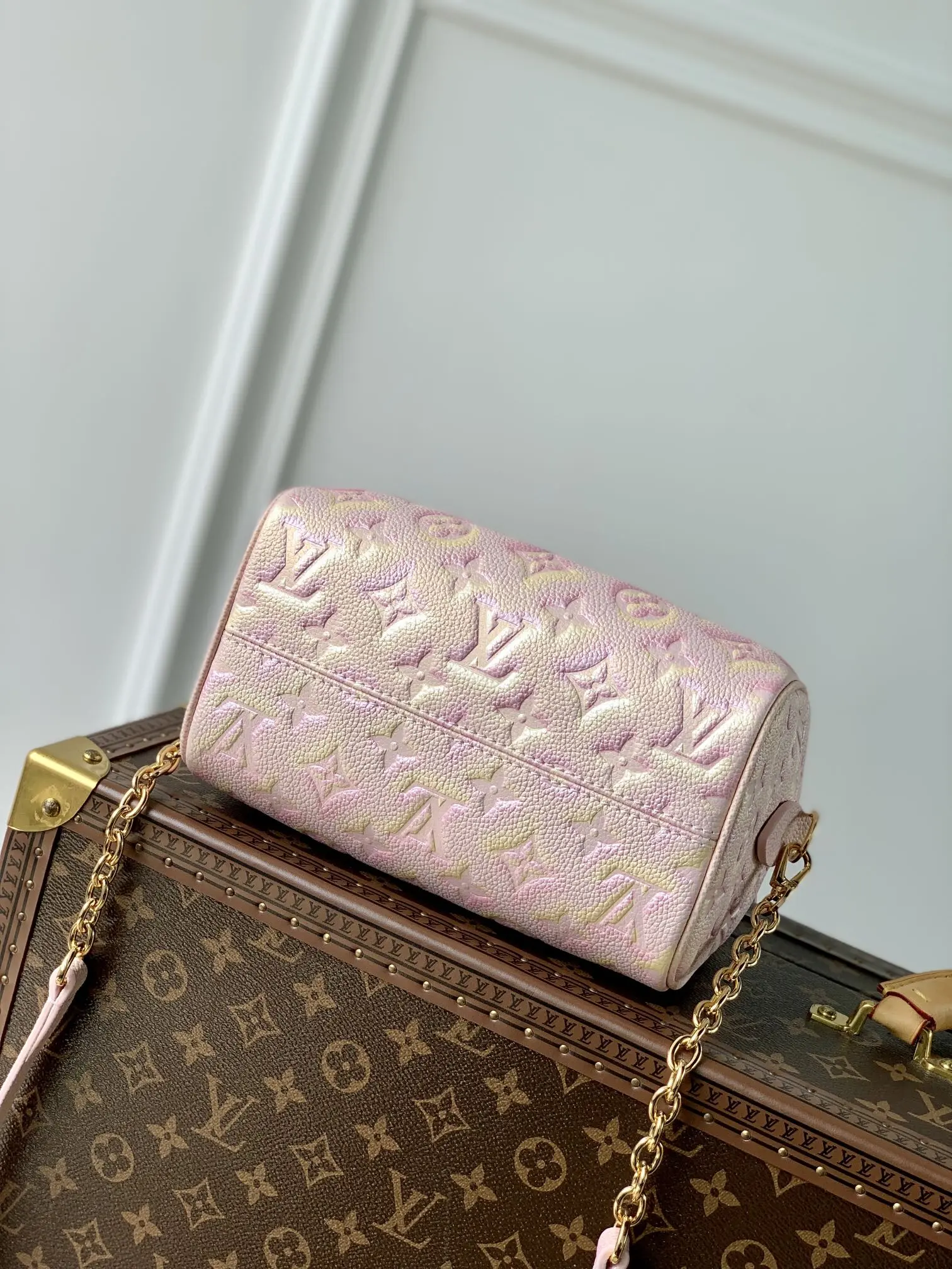 Louis Vuitton 2022 new fashion Handbags M46268