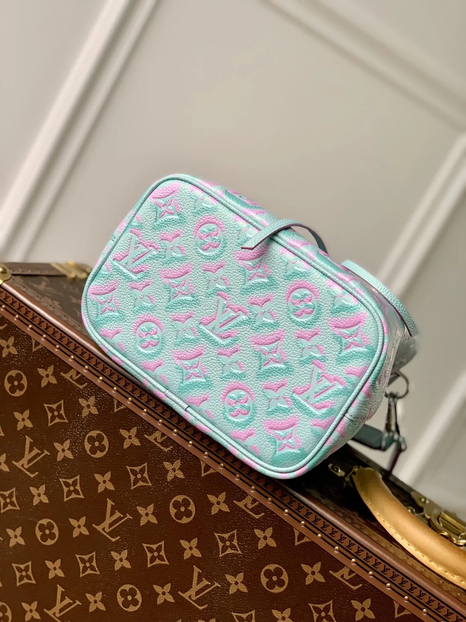 Louis Vuitton 2022 new fashion Handbags M46173