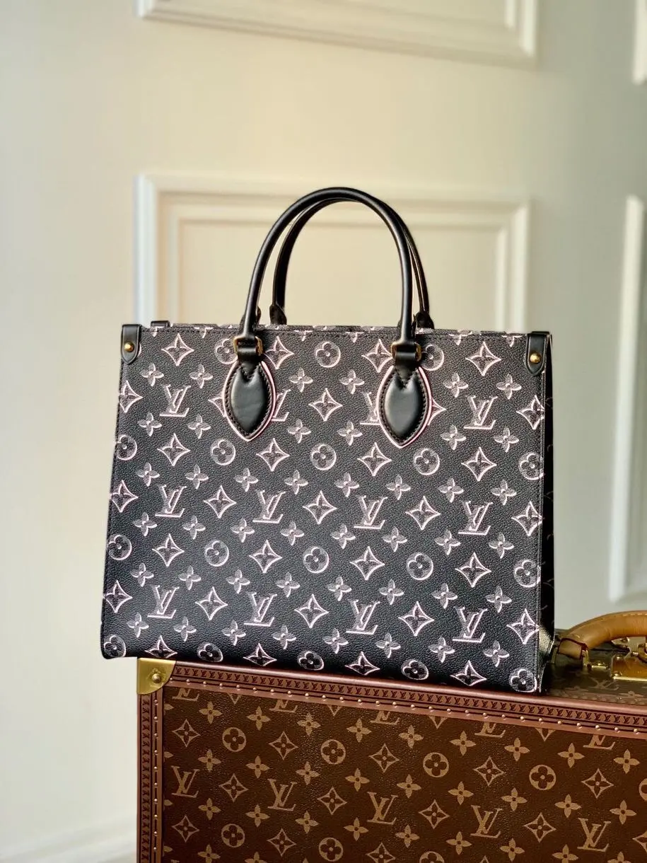 Louis Vuitton 2022 new fashion Handbags M46154