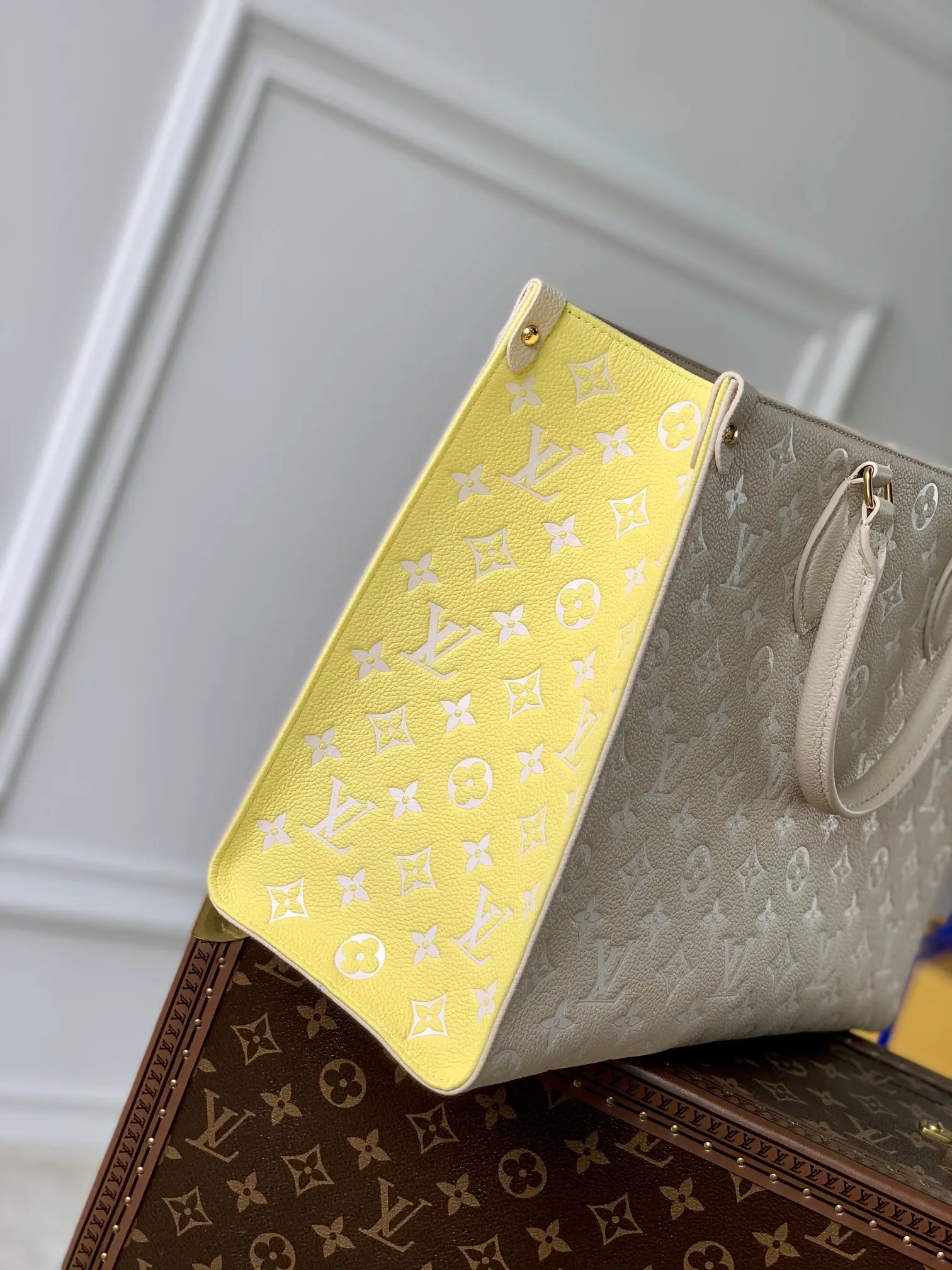 Louis Vuitton 2022 new fashion Handbags M46128