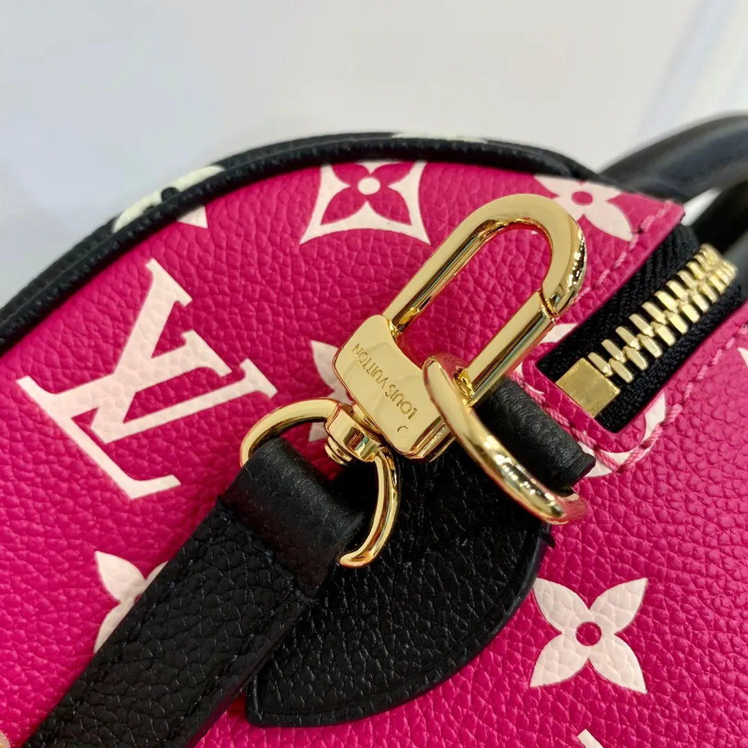 Louis Vuitton 2022 new fashion Handbags M46088