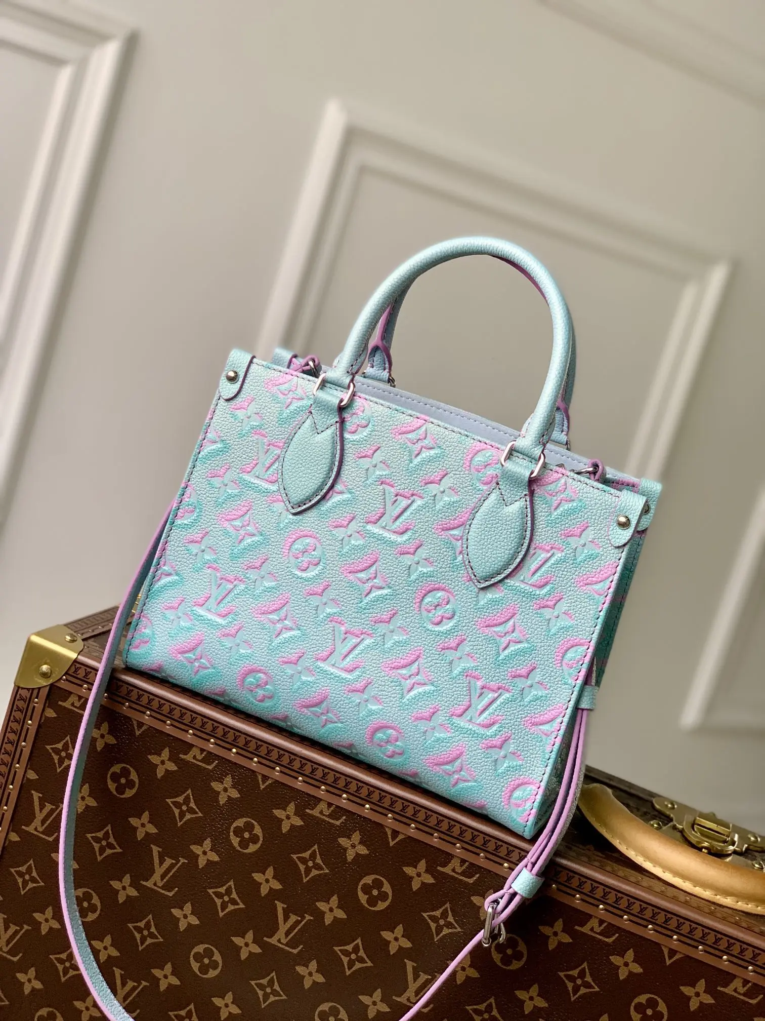 Louis Vuitton 2022 new fashion Handbags M46067