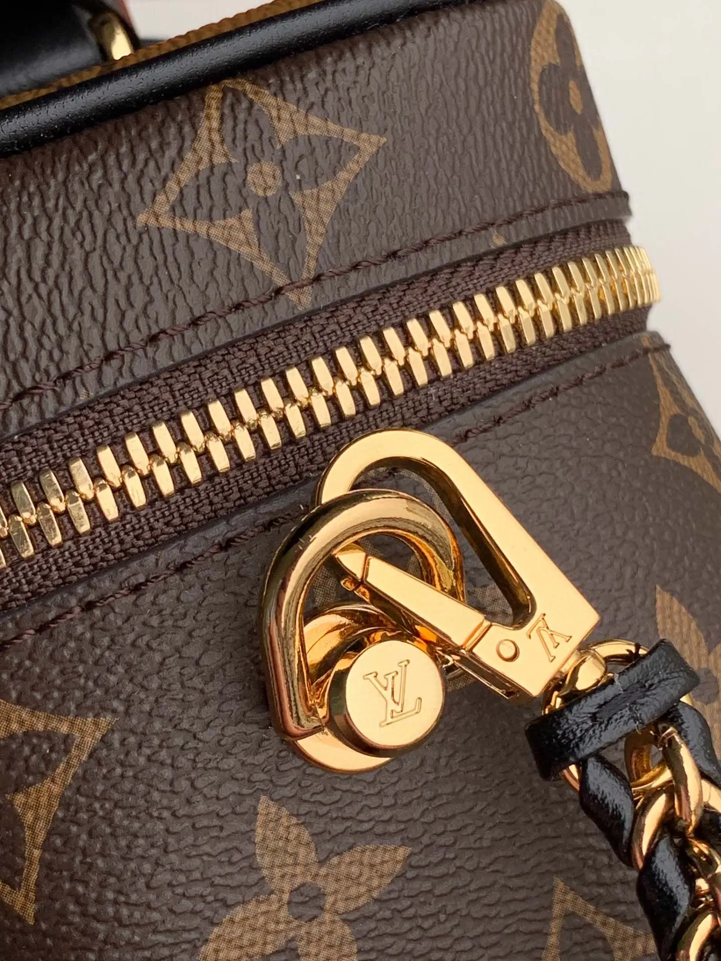 Louis Vuitton 2022 new fashion Handbags M45165