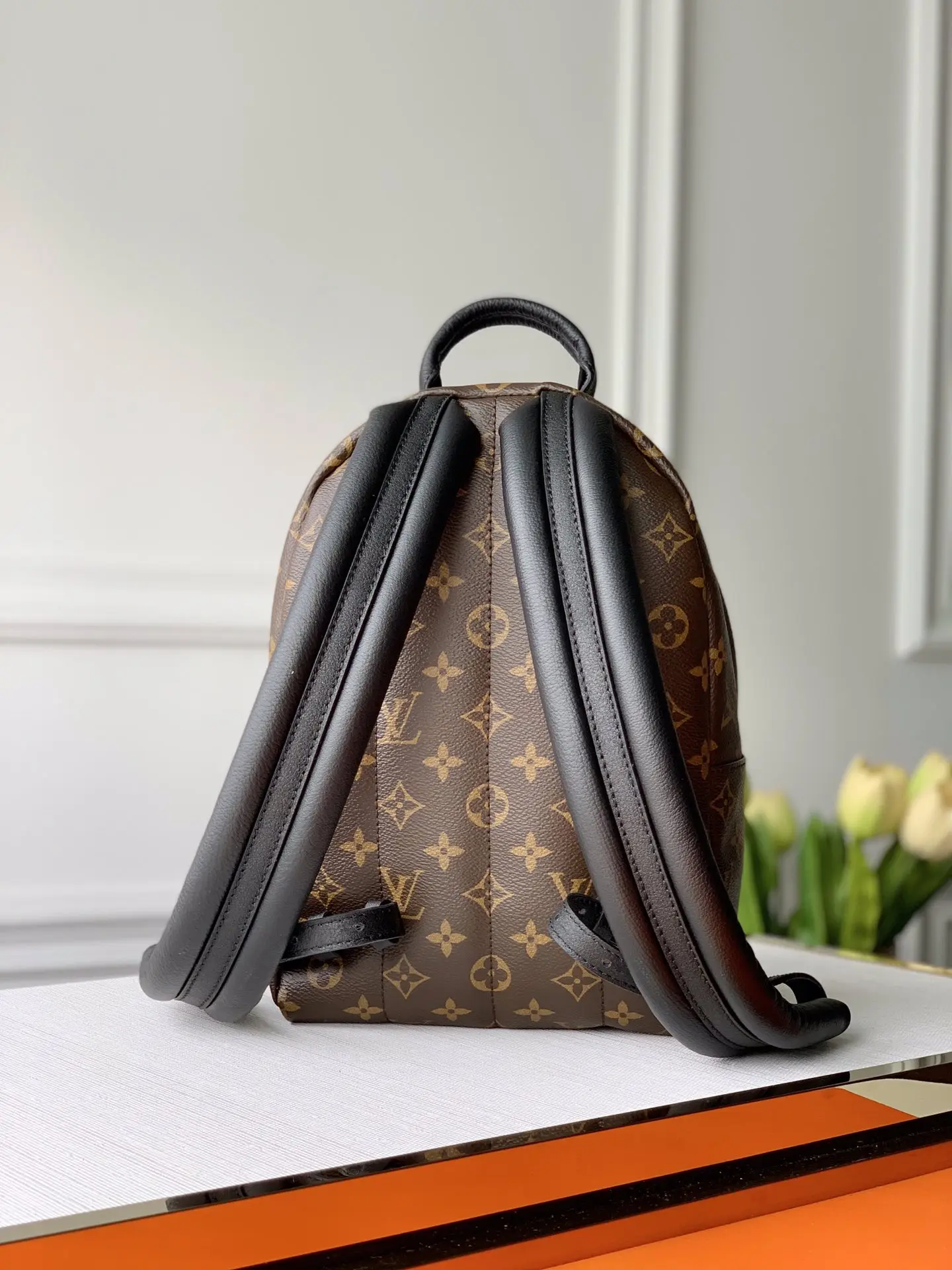 Louis Vuitton 2022 new fashion Handbags M44874