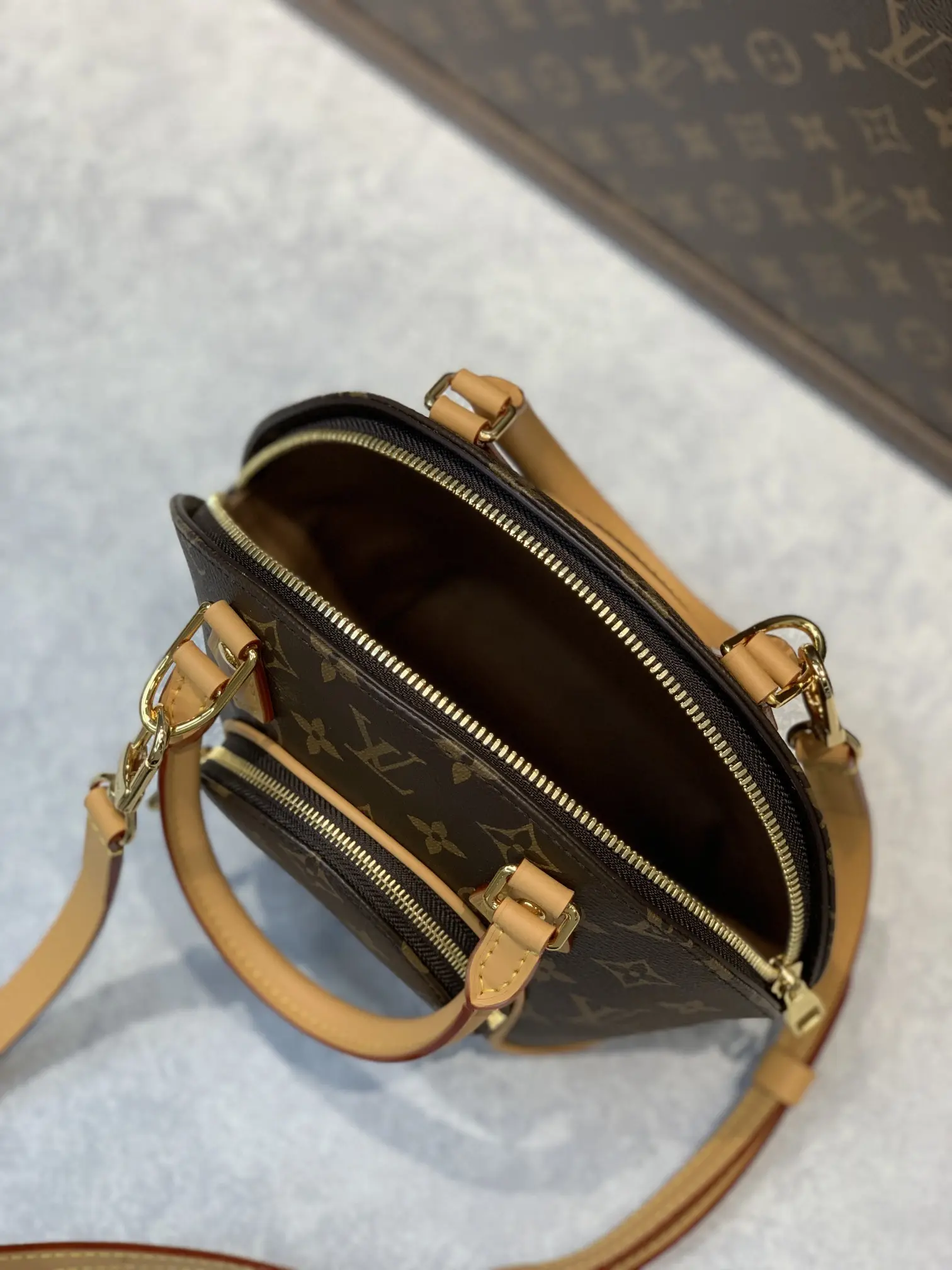 Louis Vuitton 2022 new fashion Handbags M20752