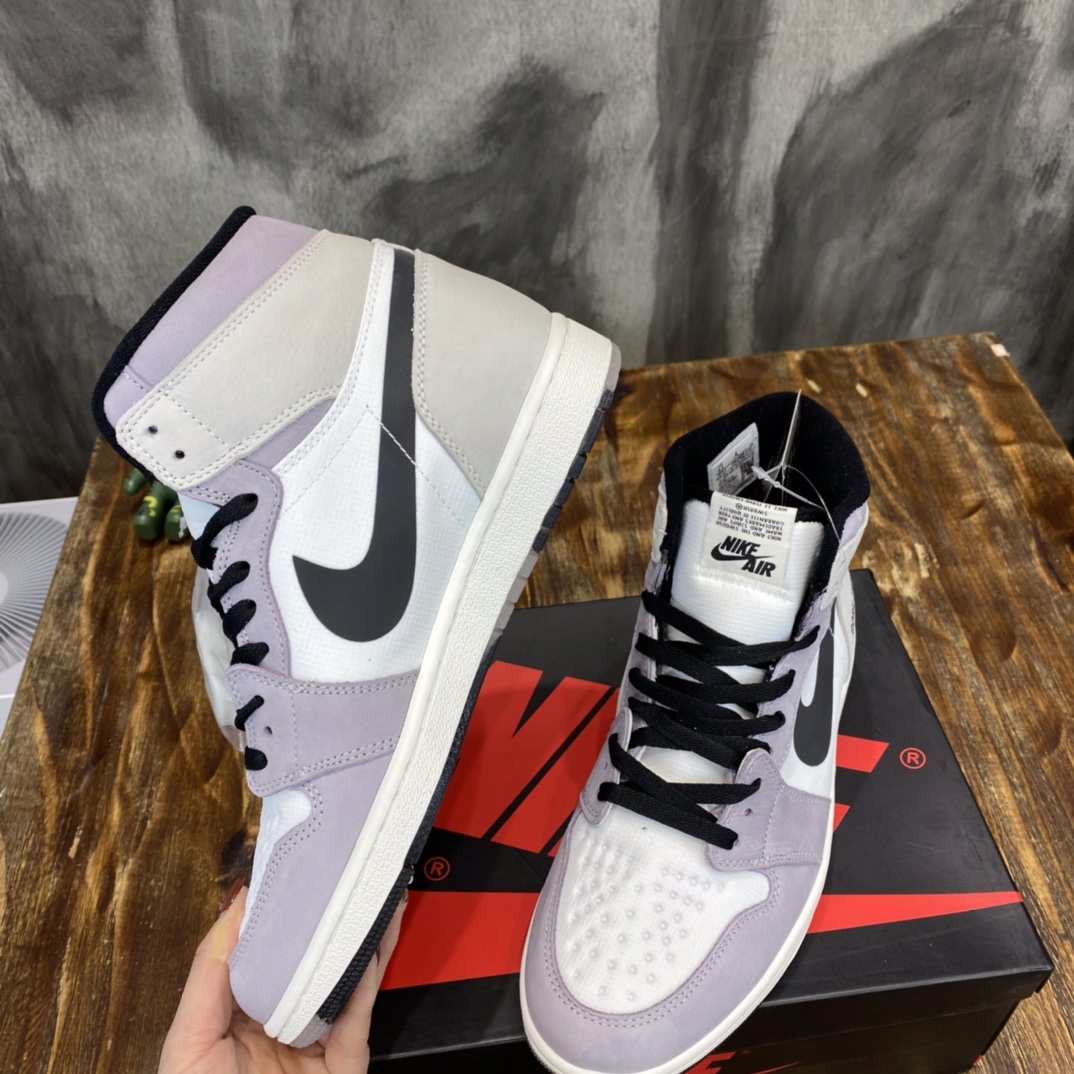 Nike Air Jordan 1 High Sneaker