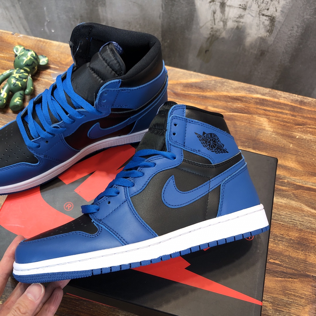 Nike Air Jordan 1 High Sneaker