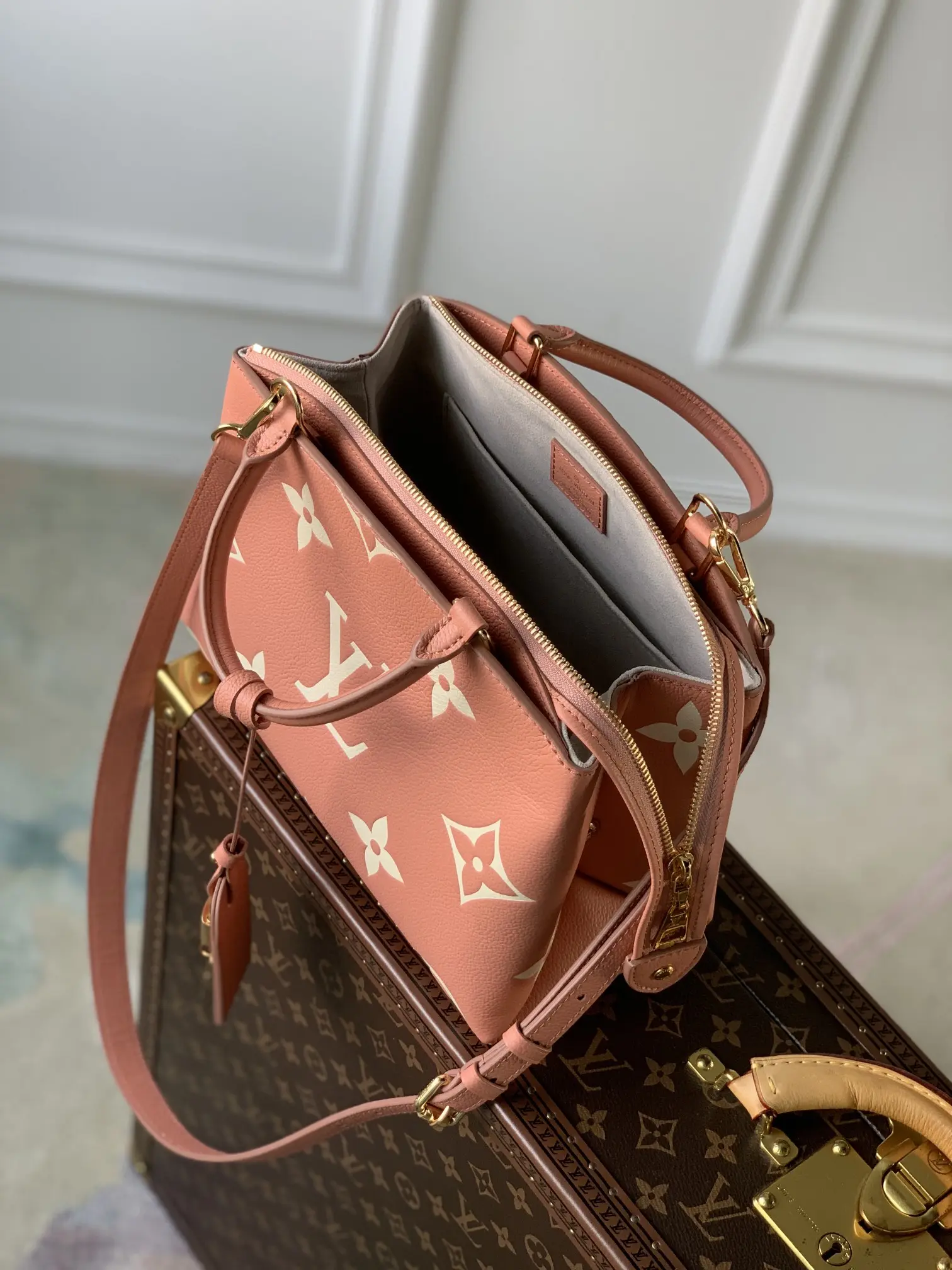 Louis Vuitton 2022 new fashion Handbags