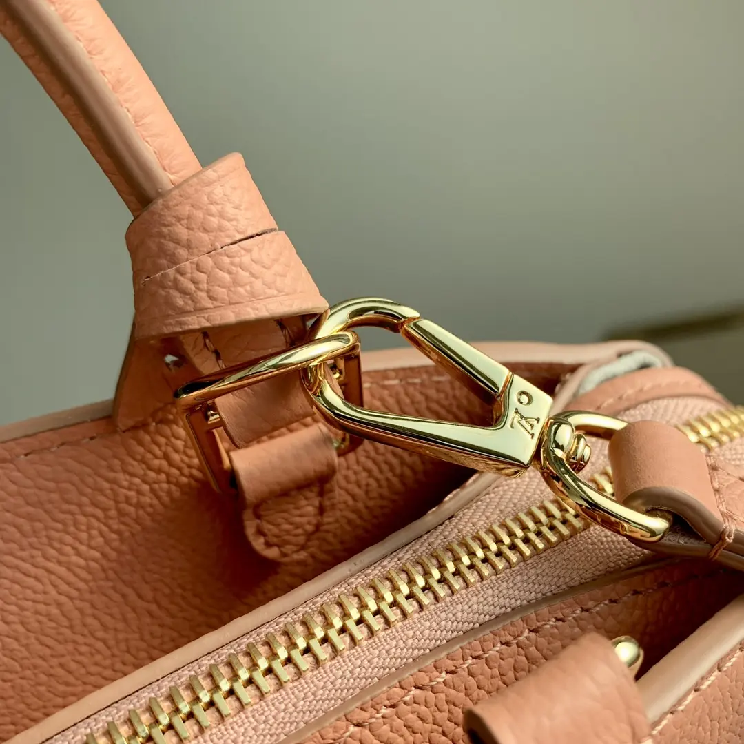 Louis Vuitton 2022 new fashion Handbags